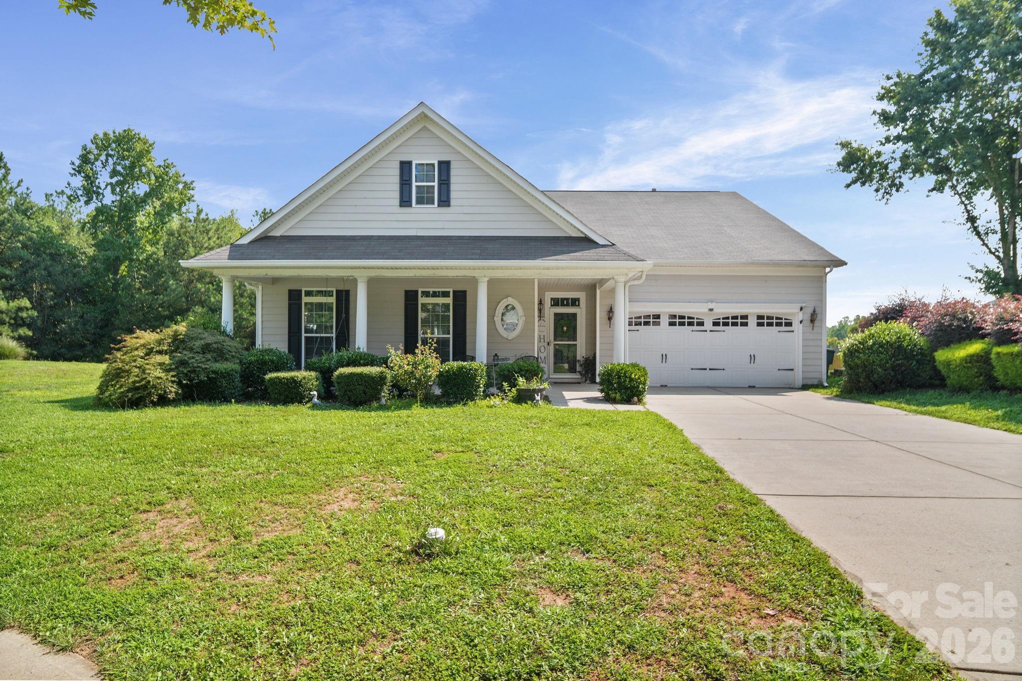 3018 Robusta Court Property Photo 1