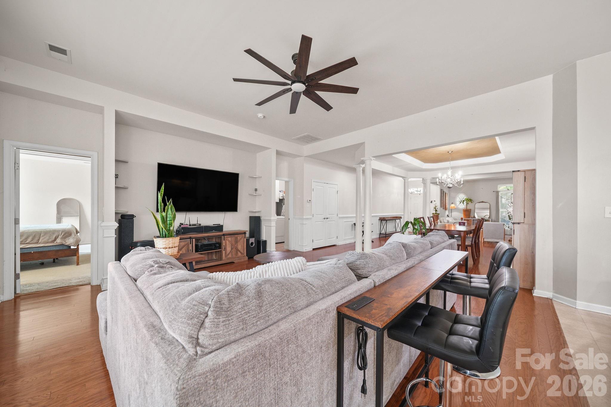 3018 Robusta Court Property Photo 14