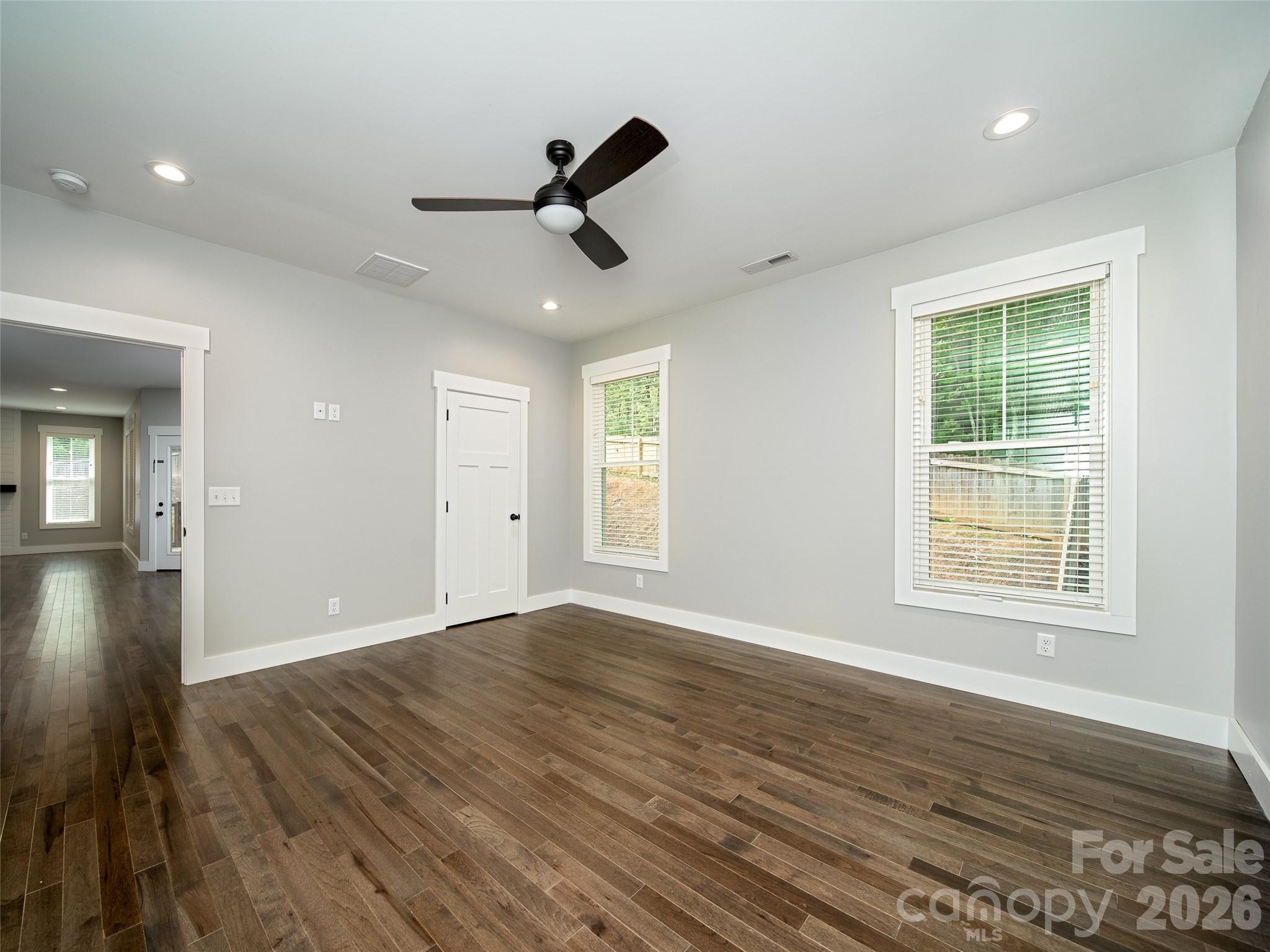 208 Robinson Hollow Drive Property Photo 12