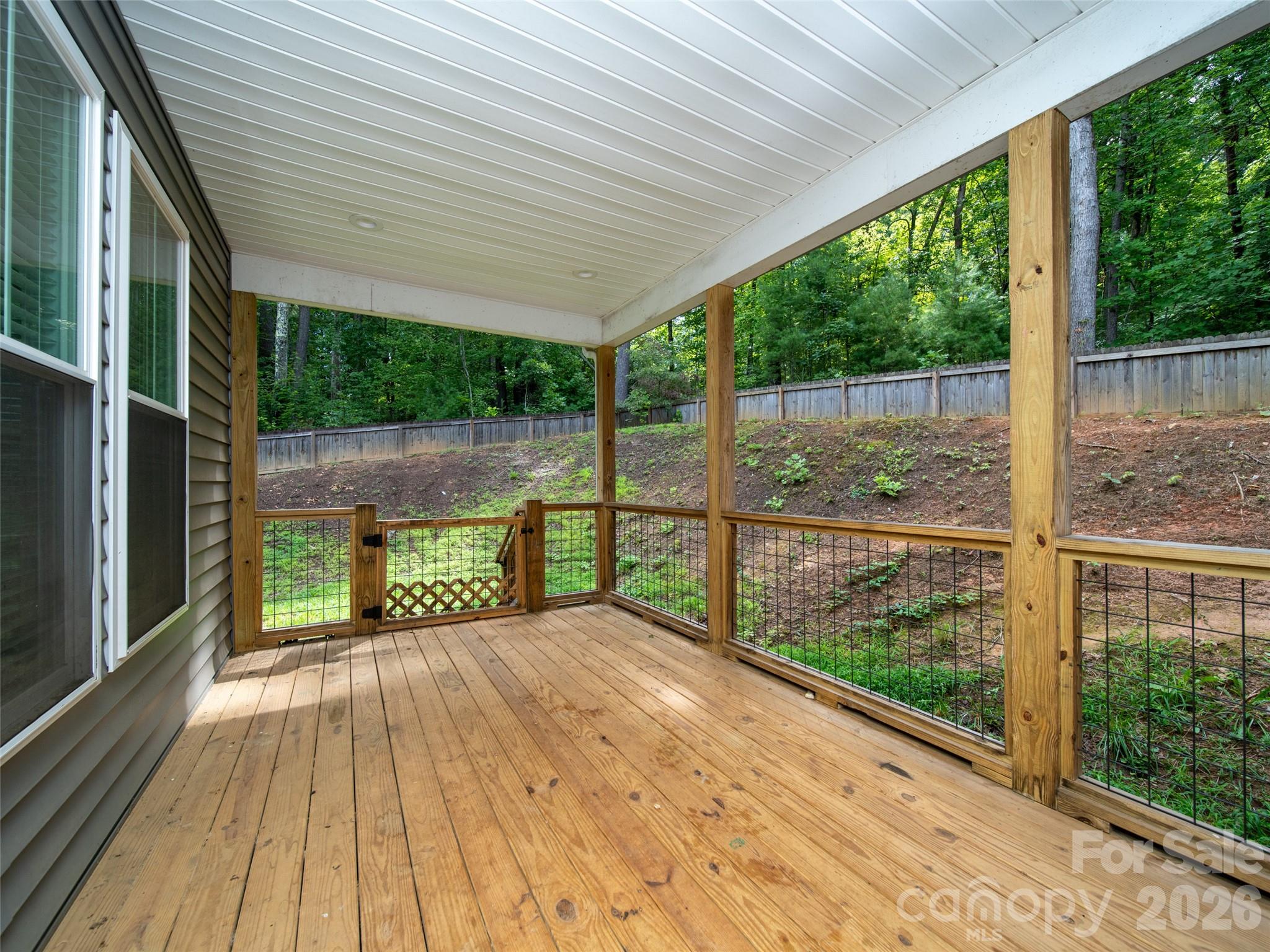208 Robinson Hollow Drive Property Photo 17