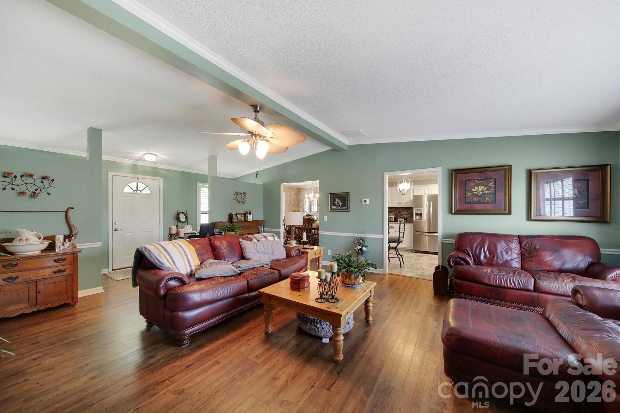 1915 Beach Lane Property Photo 13