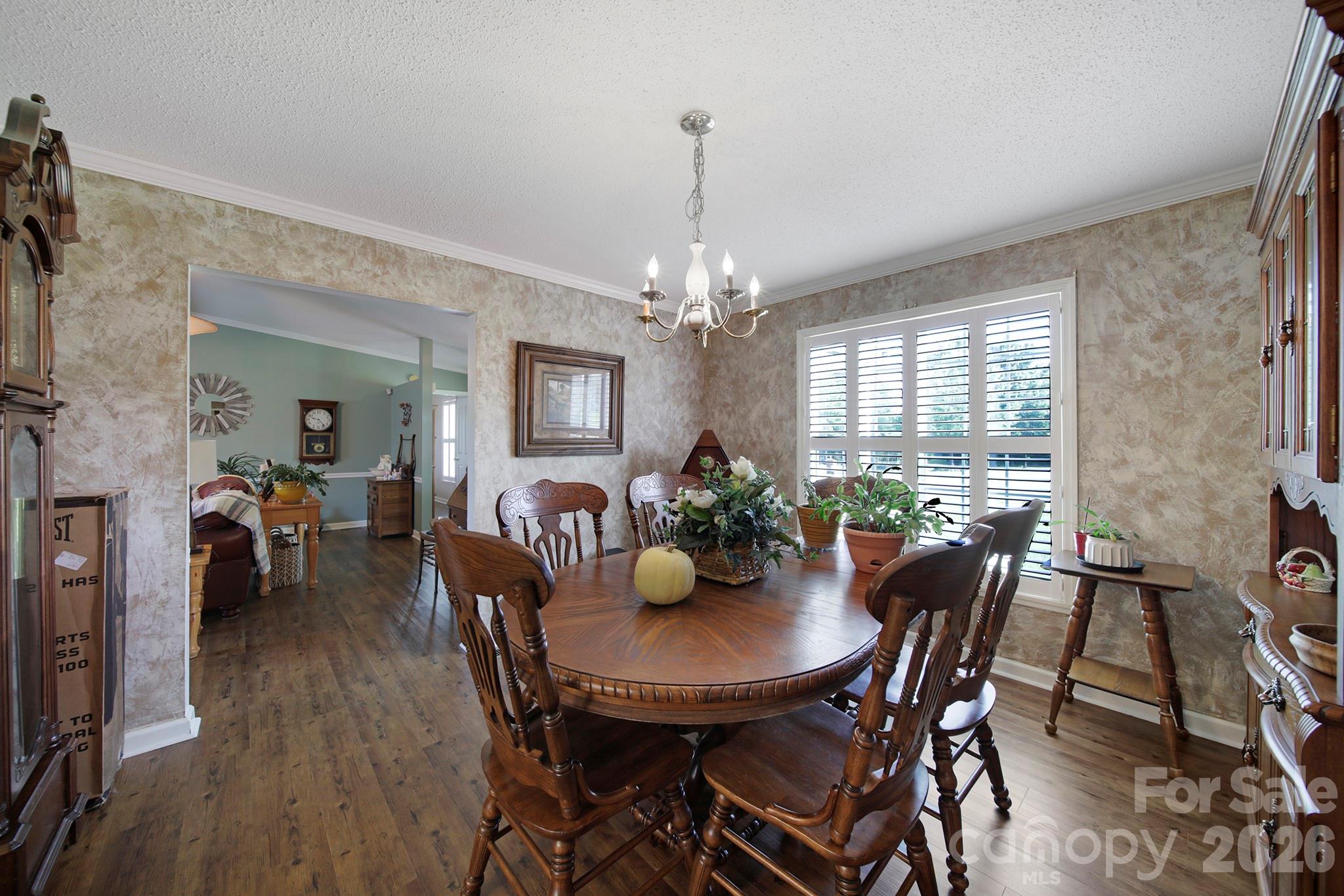 1915 Beach Lane Property Photo 15