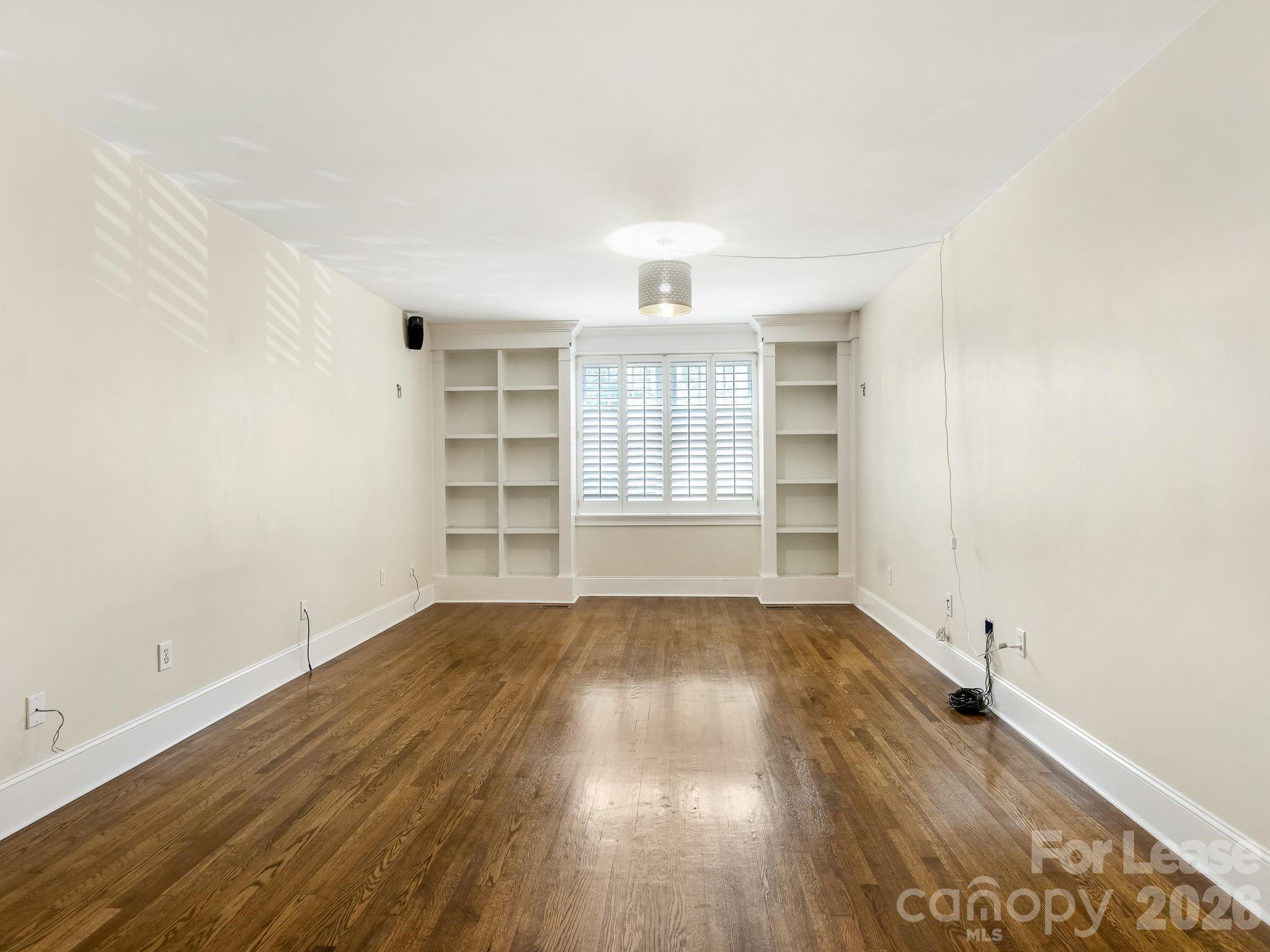 924 Monticello Terrace Terrace 103 Property Photo 3