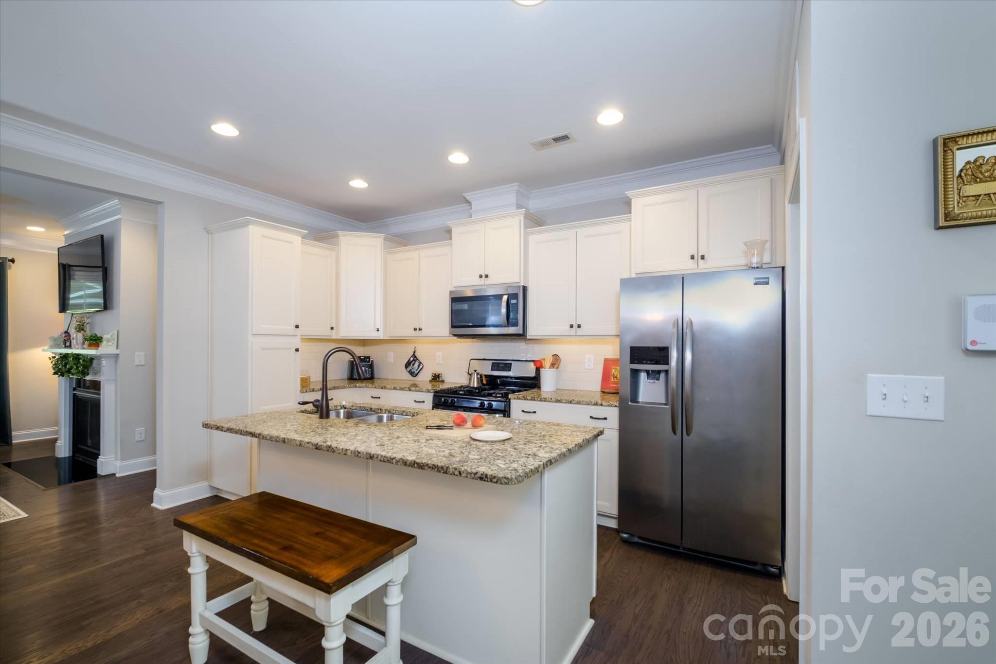 4185 La Crema Drive Property Photo 9