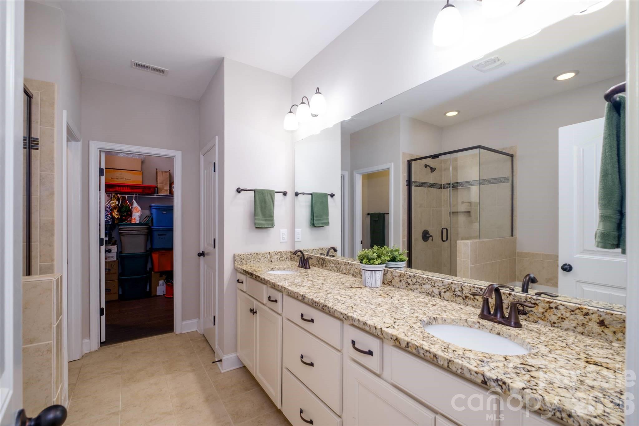 4185 La Crema Drive Property Photo 17