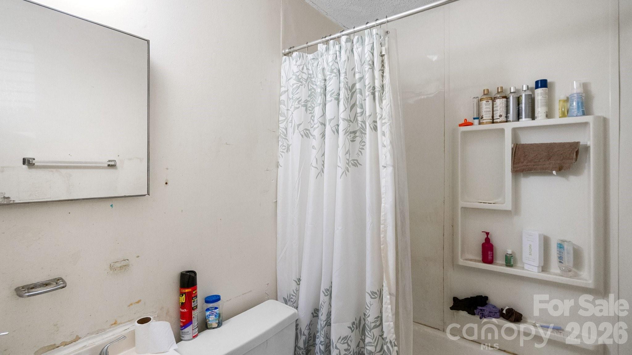 423 N Carpenter Street Property Photo 29