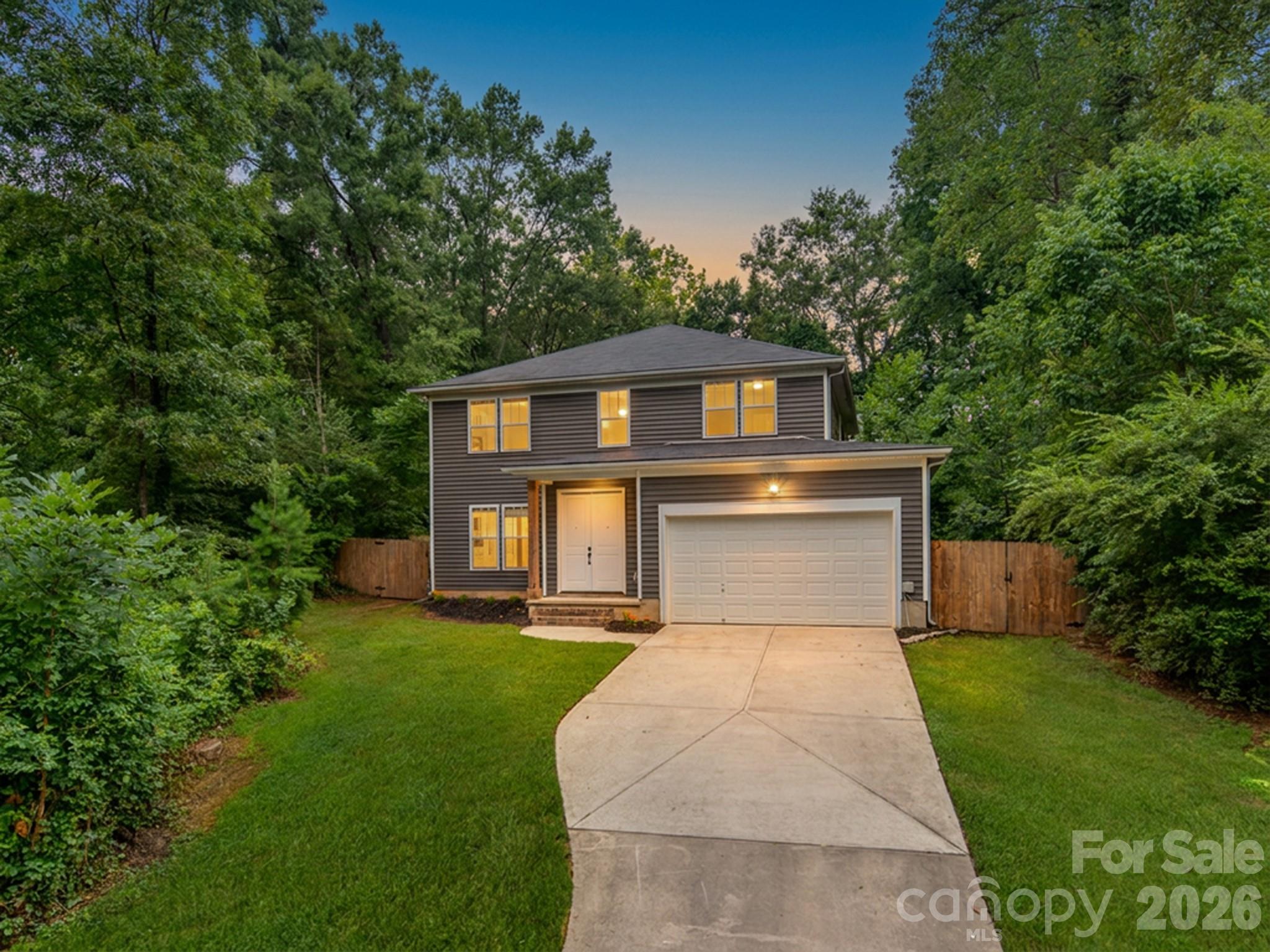 3021 Cresthill Drive Property Photo 1