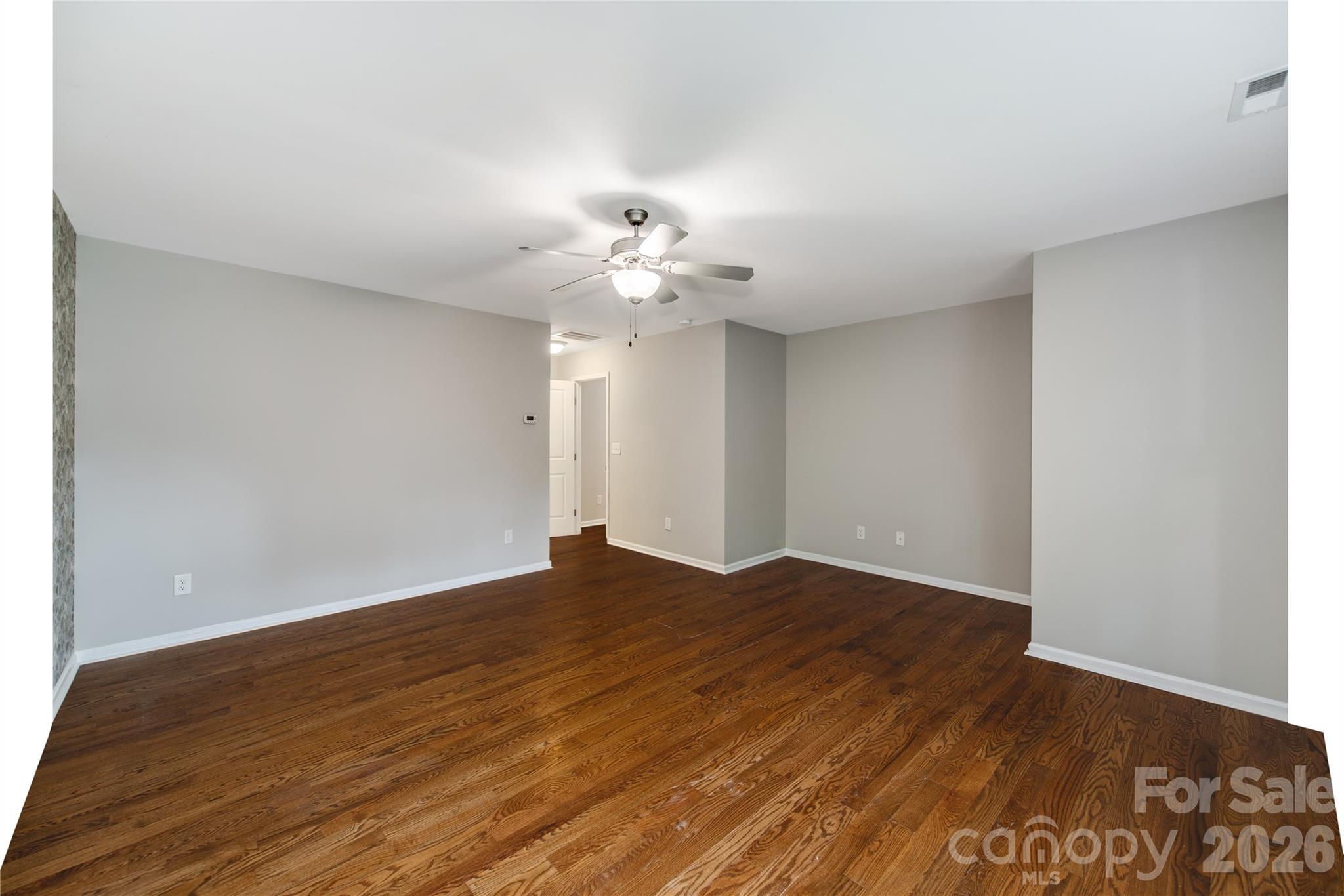 3021 Cresthill Drive Property Photo 7