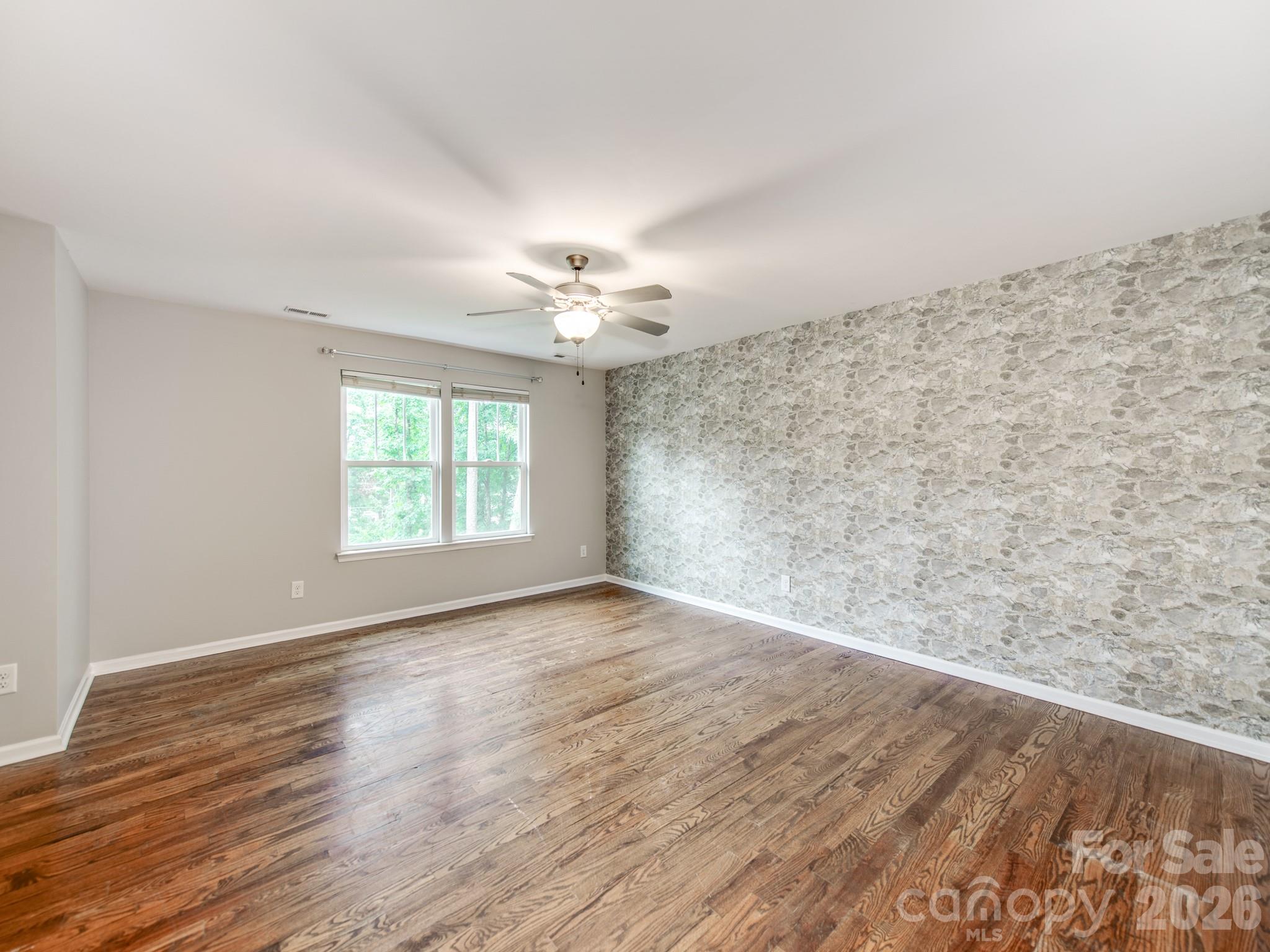 3021 Cresthill Drive Property Photo 22