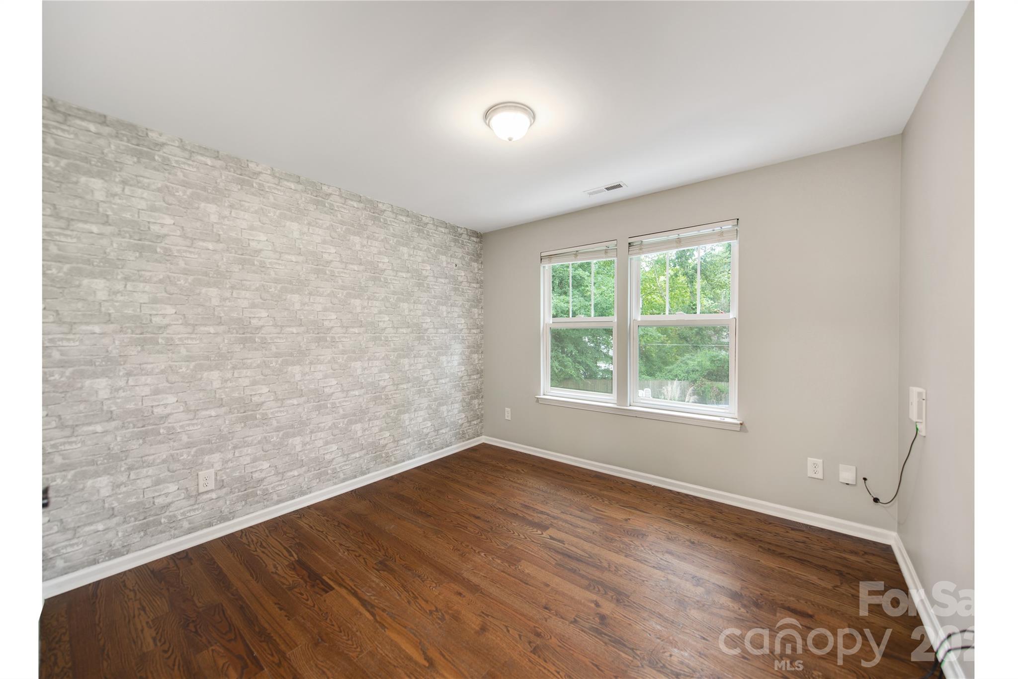 3021 Cresthill Drive Property Photo 26