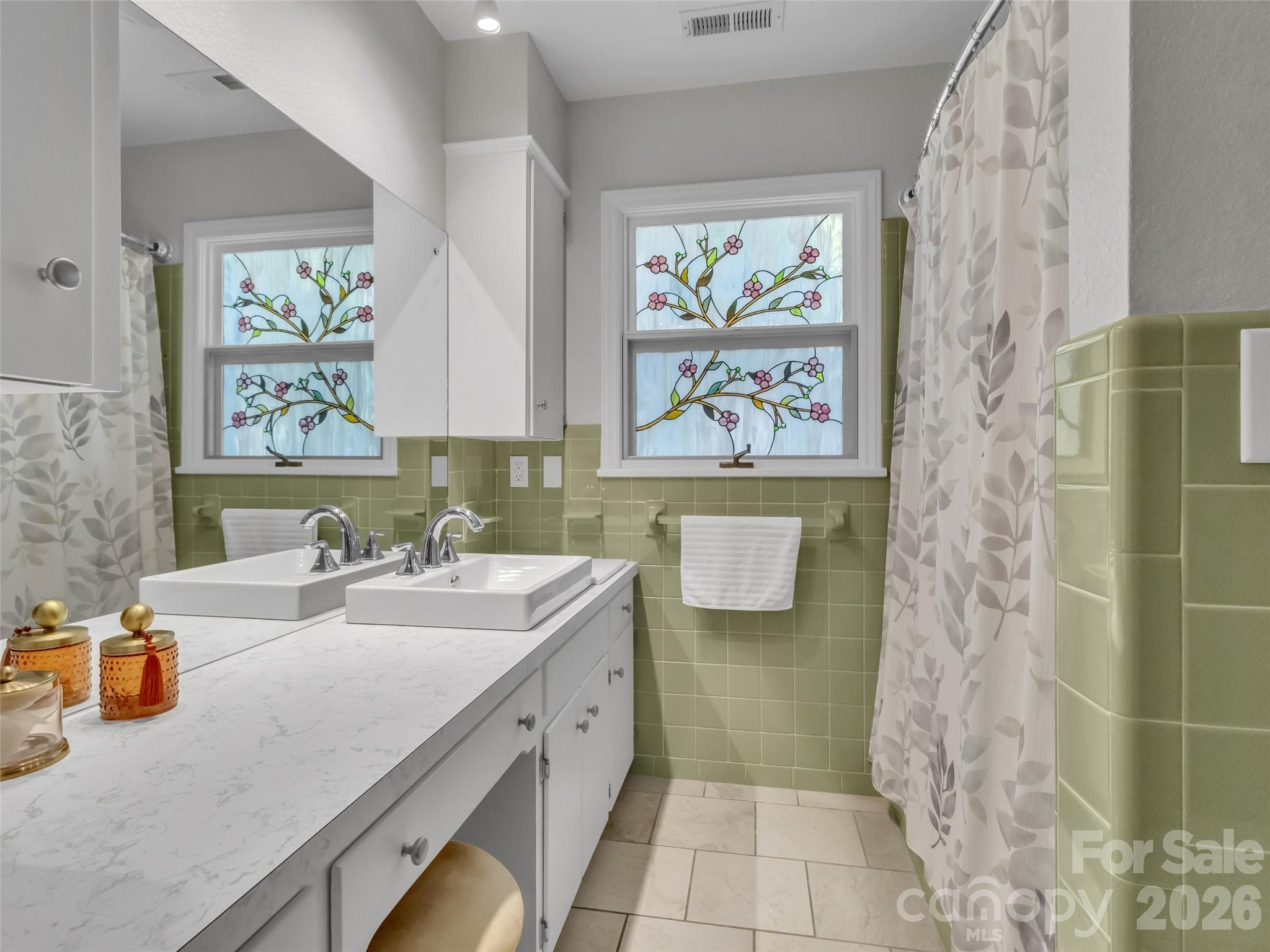 43 Red Oak Drive Property Photo 14