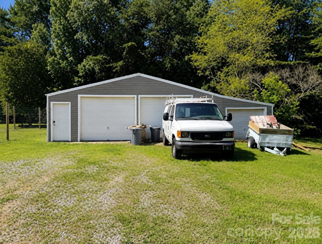 21909 Shearer Road Property Photo 4