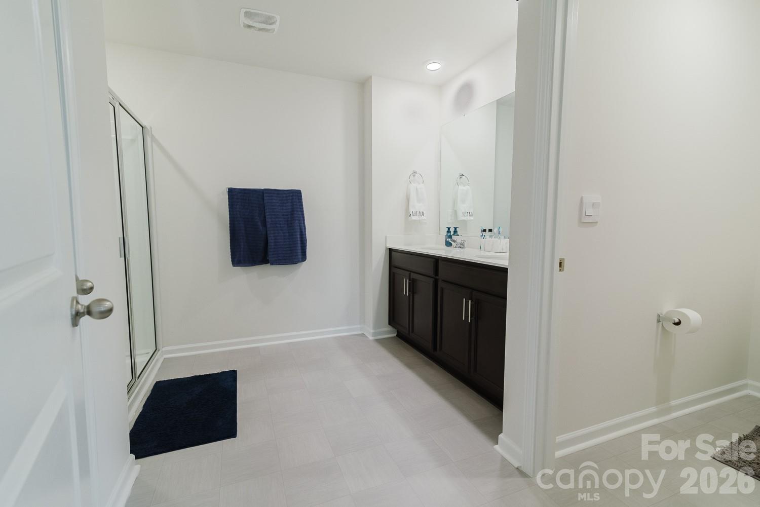 2226 Redstone Drive Property Photo 12
