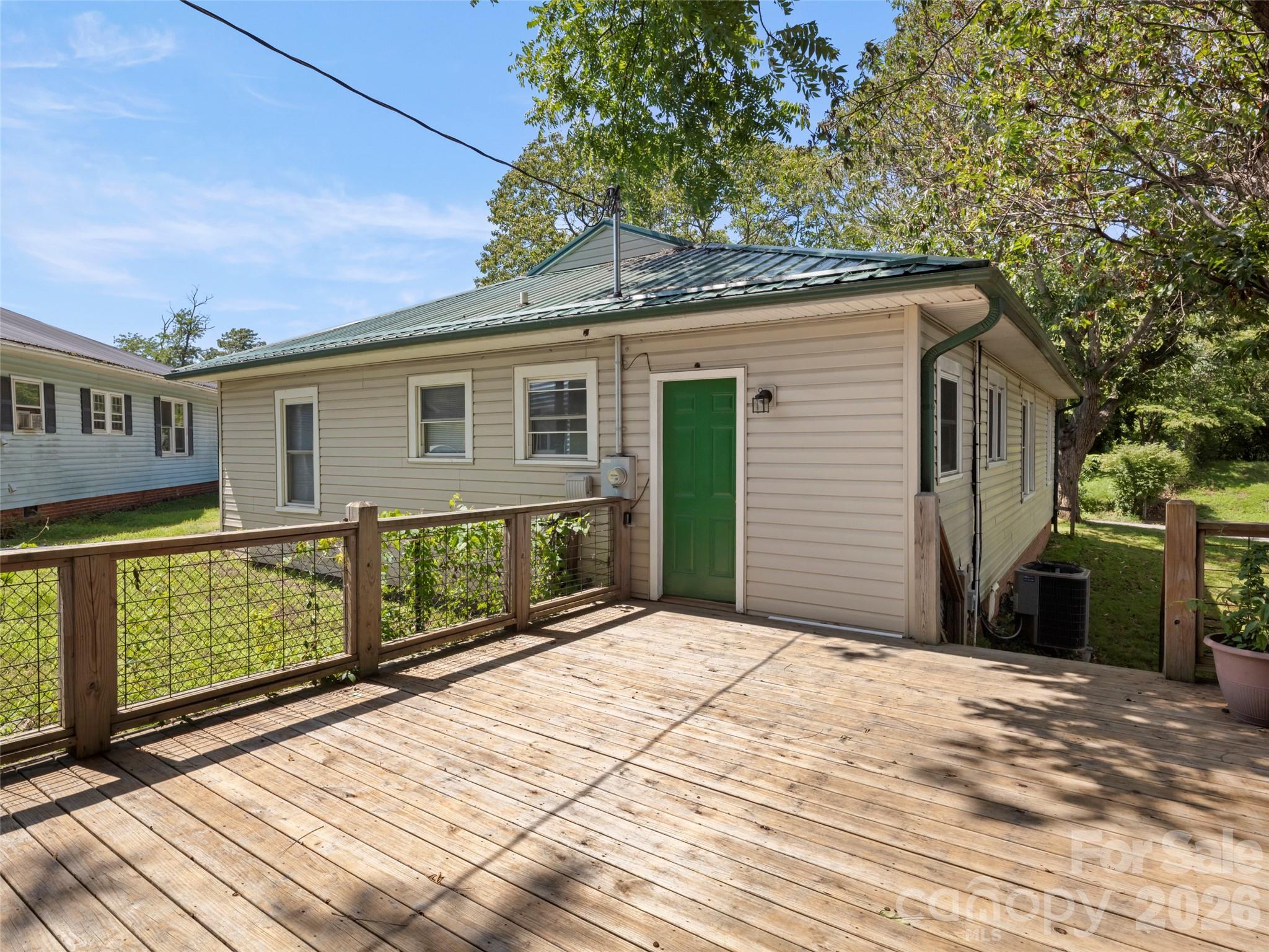 122 Edwards Avenue Property Photo 19