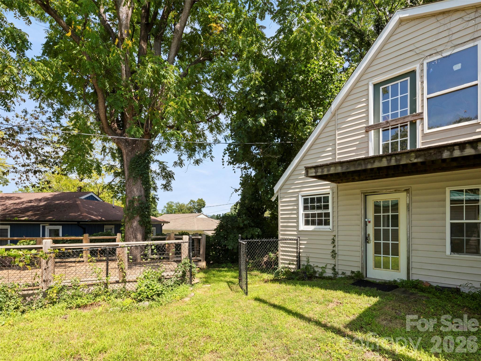 122 Edwards Avenue Property Photo 20