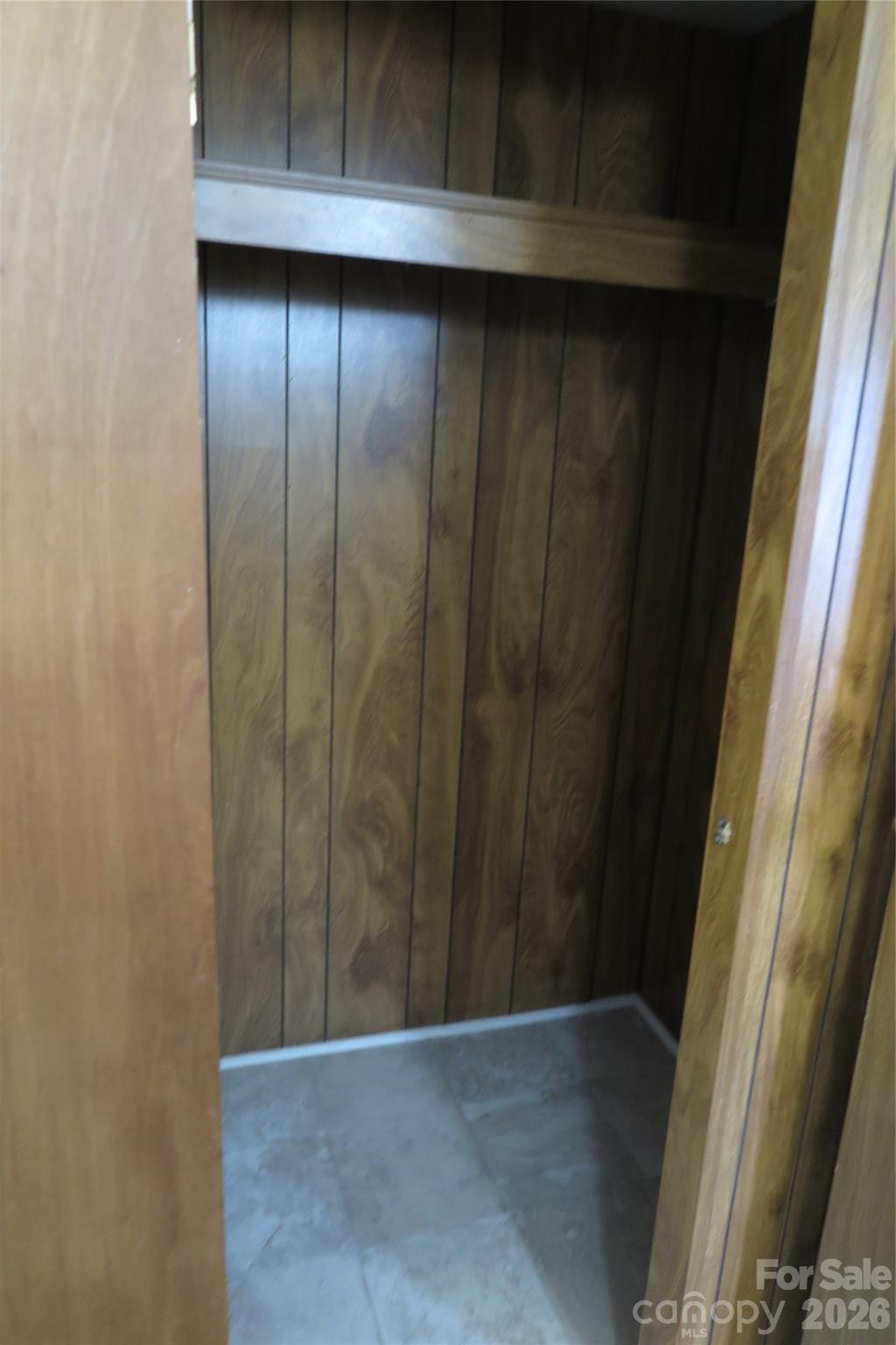1042 Bexley Lane Property Photo 23