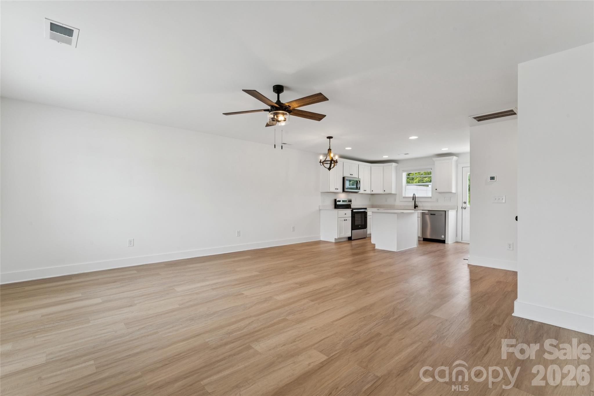 816 Fairview Street A Property Photo 7