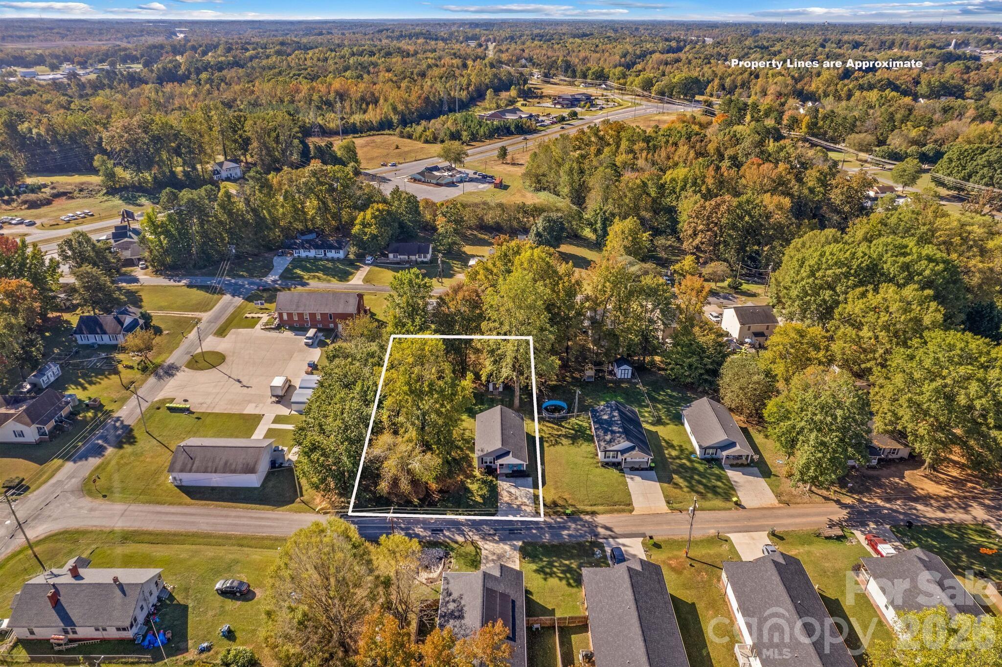 1160 Roberts Street Property Photo 4