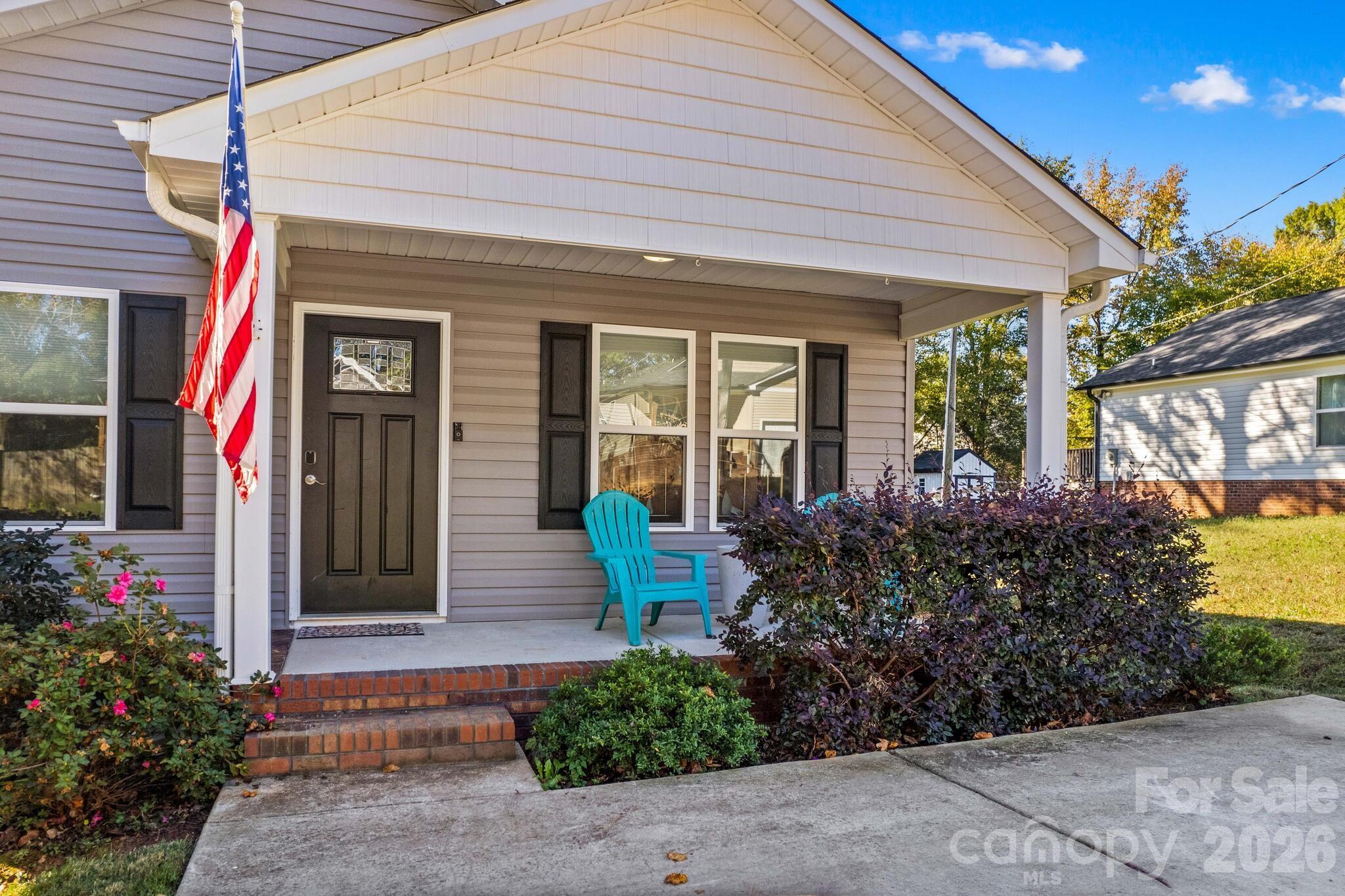 1160 Roberts Street Property Photo 7