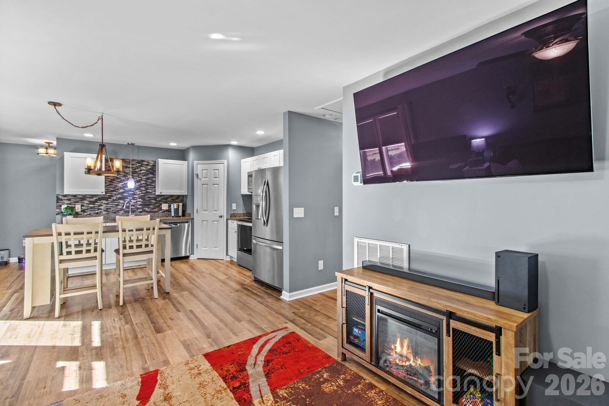 1160 Roberts Street Property Photo 13