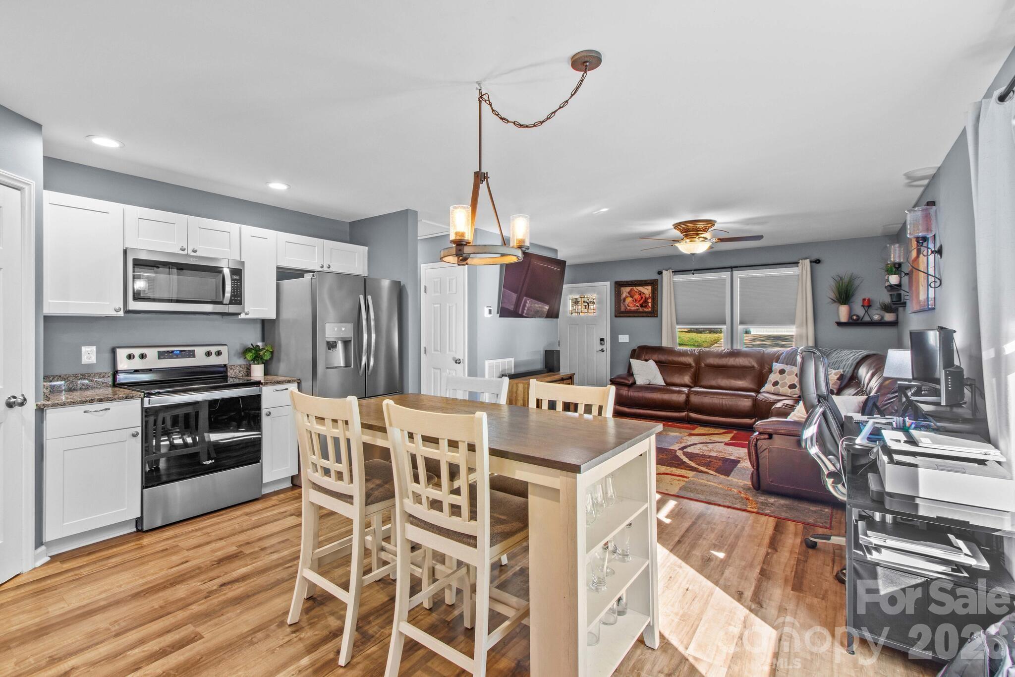 1160 Roberts Street Property Photo 20