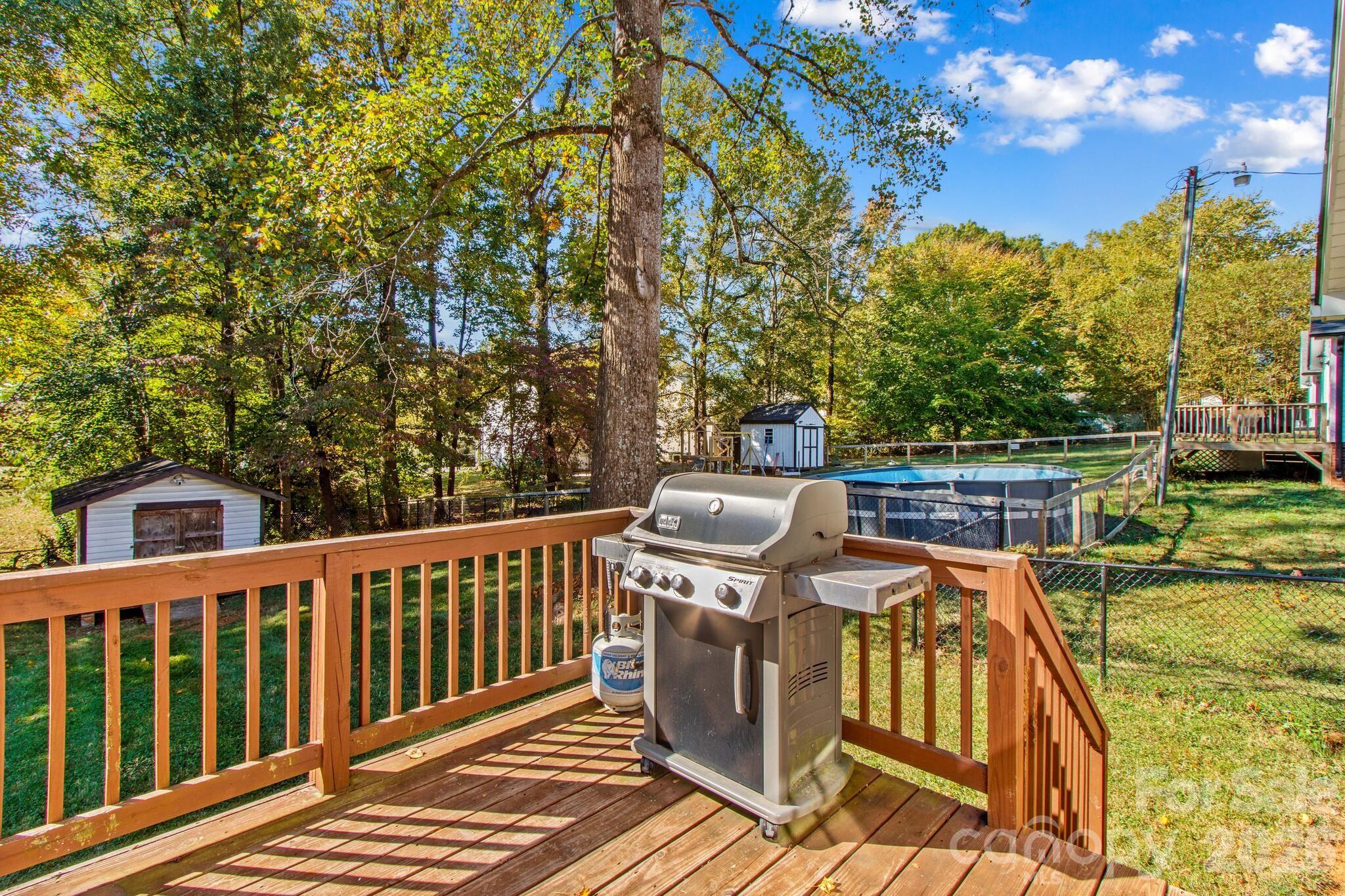 1160 Roberts Street Property Photo 33