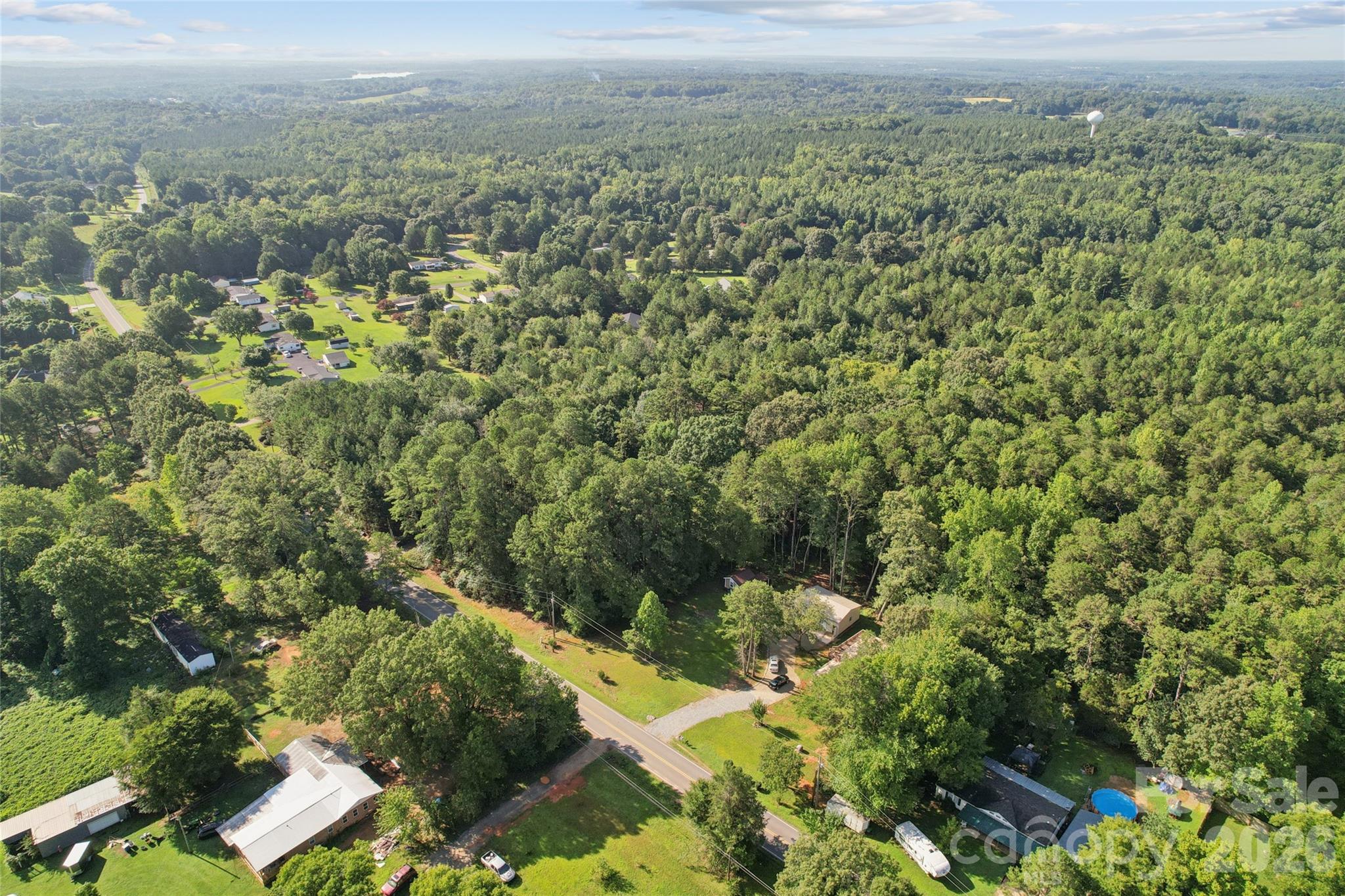 10505 Earnhardt Lake Road Property Photo 6