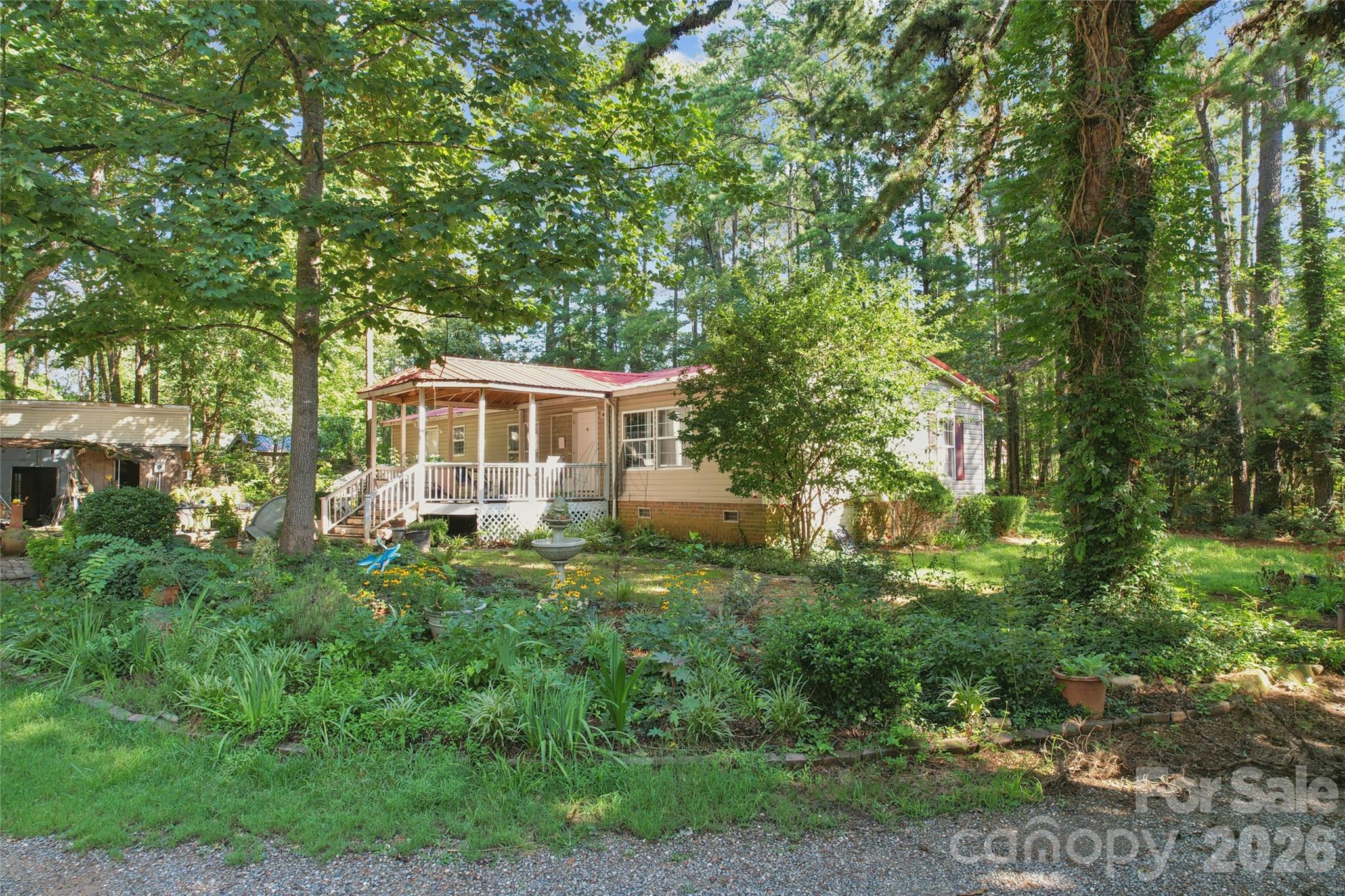 10505 Earnhardt Lake Road Property Photo 15
