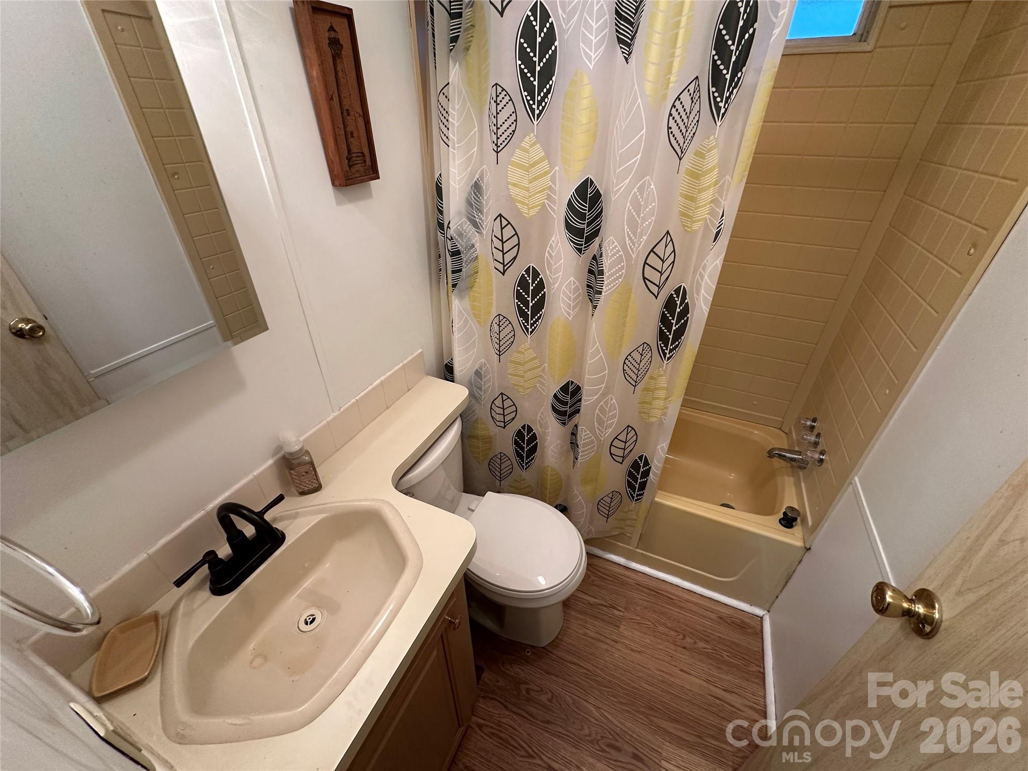 109 Hummingbird Circle Property Photo 15