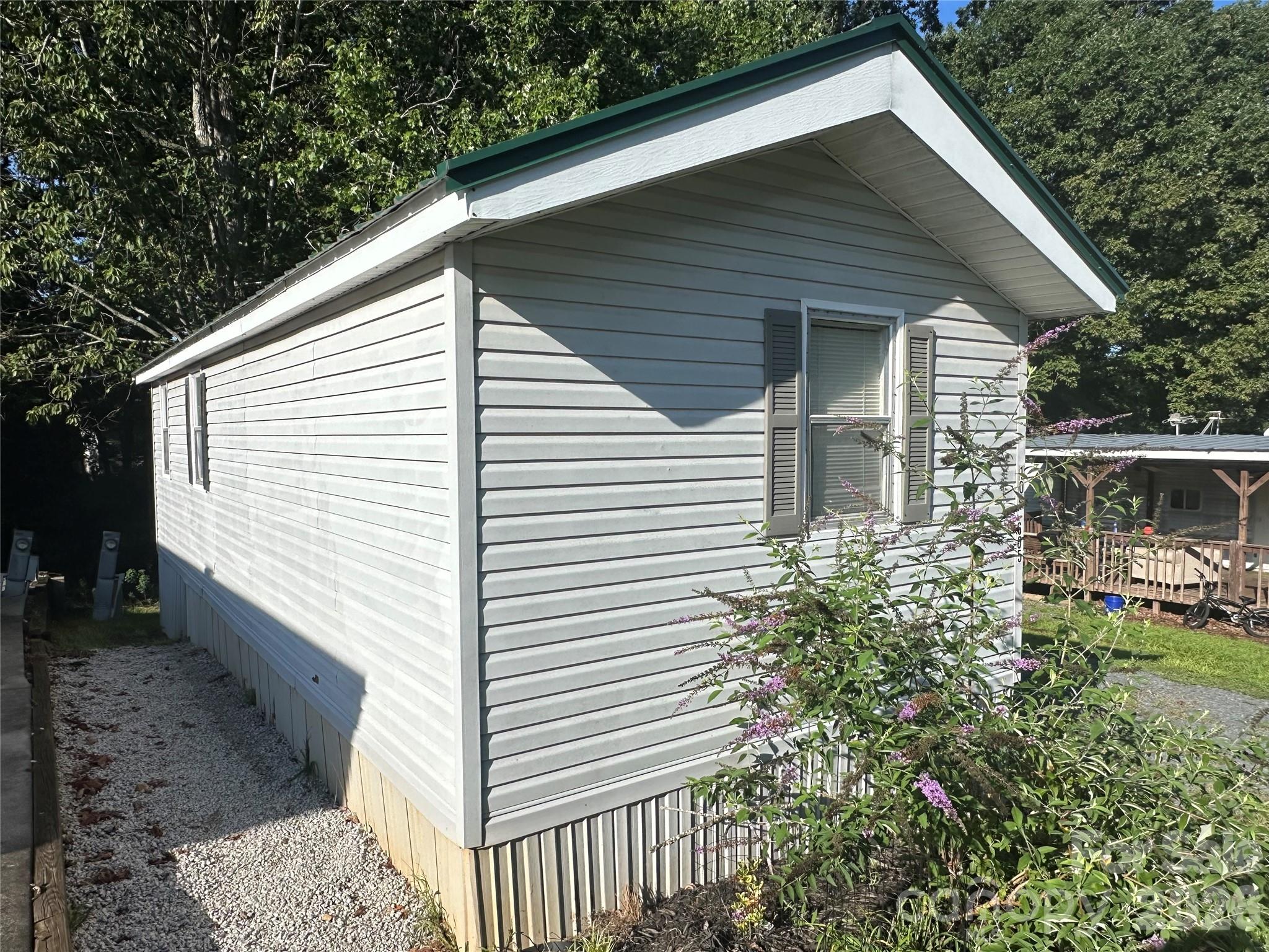 109 Hummingbird Circle Property Photo 18