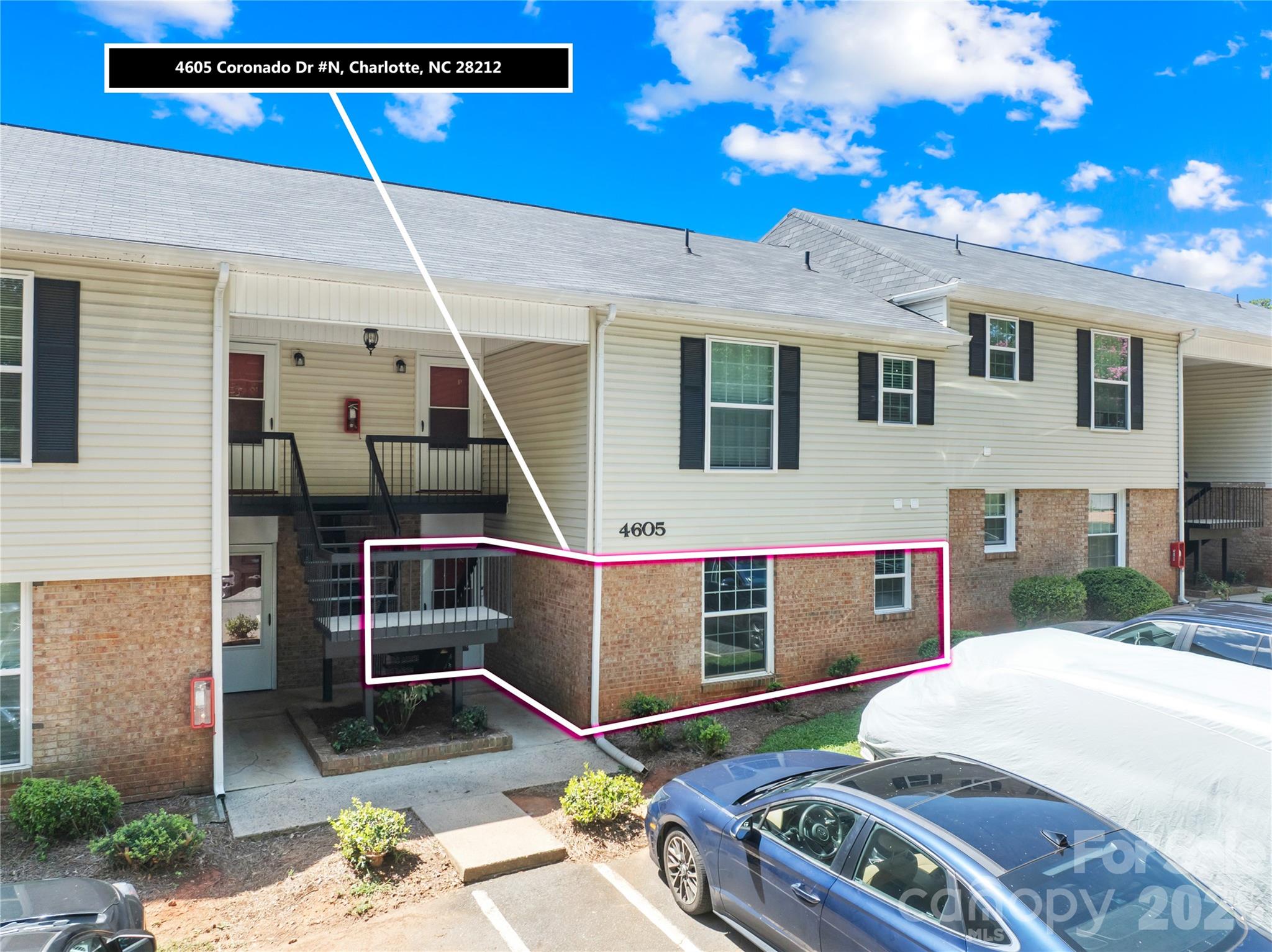 4605 Coronado Drive N Property Photo 2