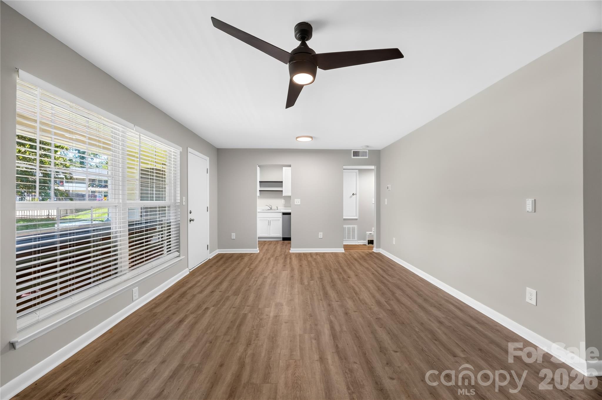 4605 Coronado Drive N Property Photo 7