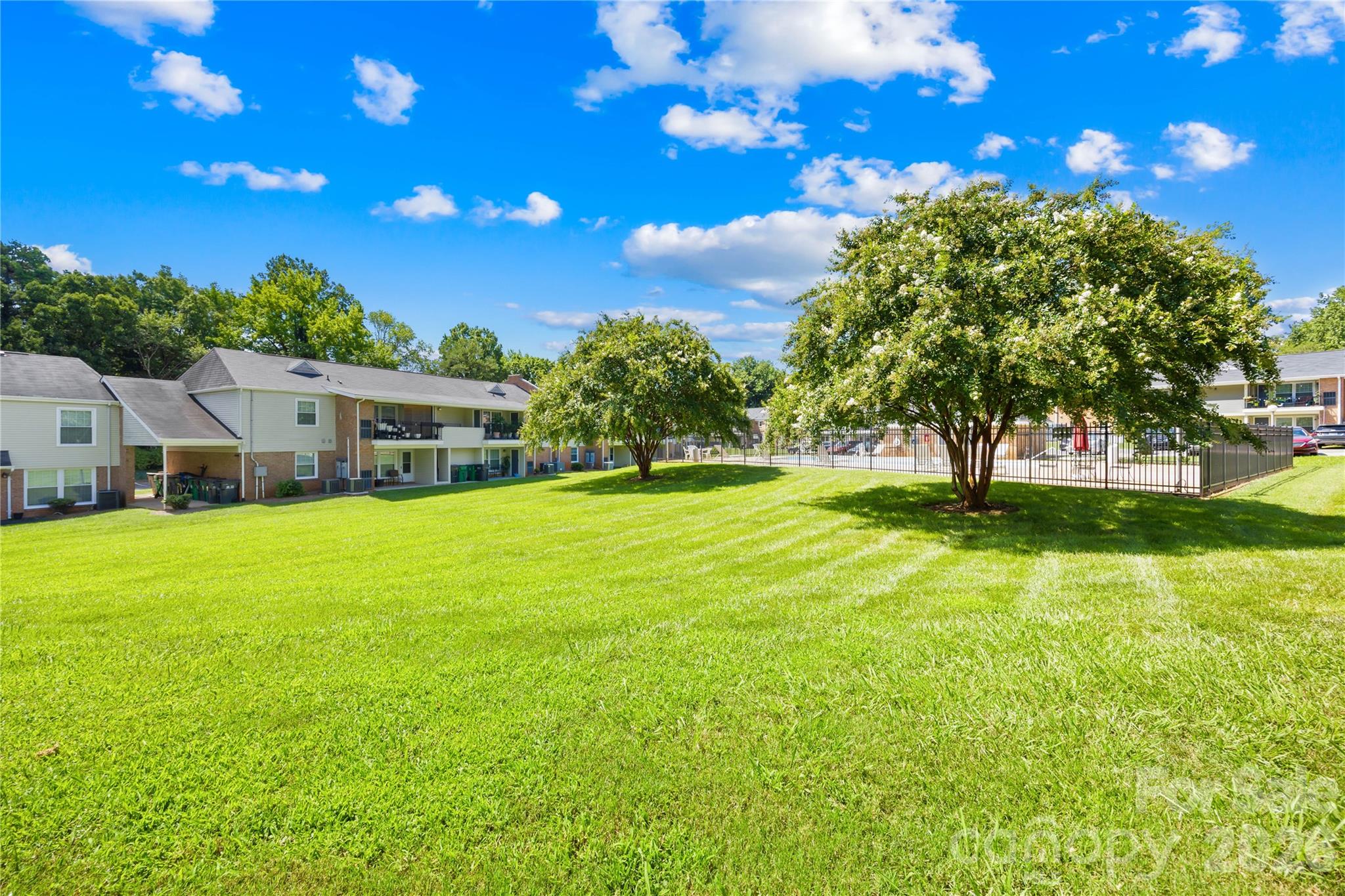4605 Coronado Drive N Property Photo 24