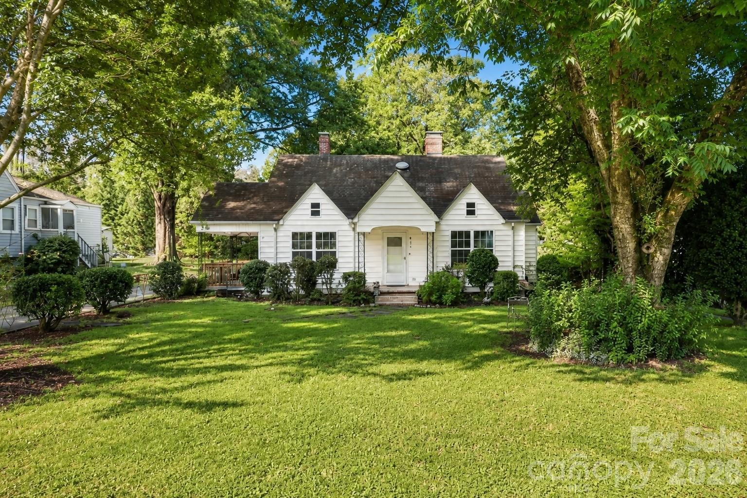 695 Wilmar Street Property Photo 1
