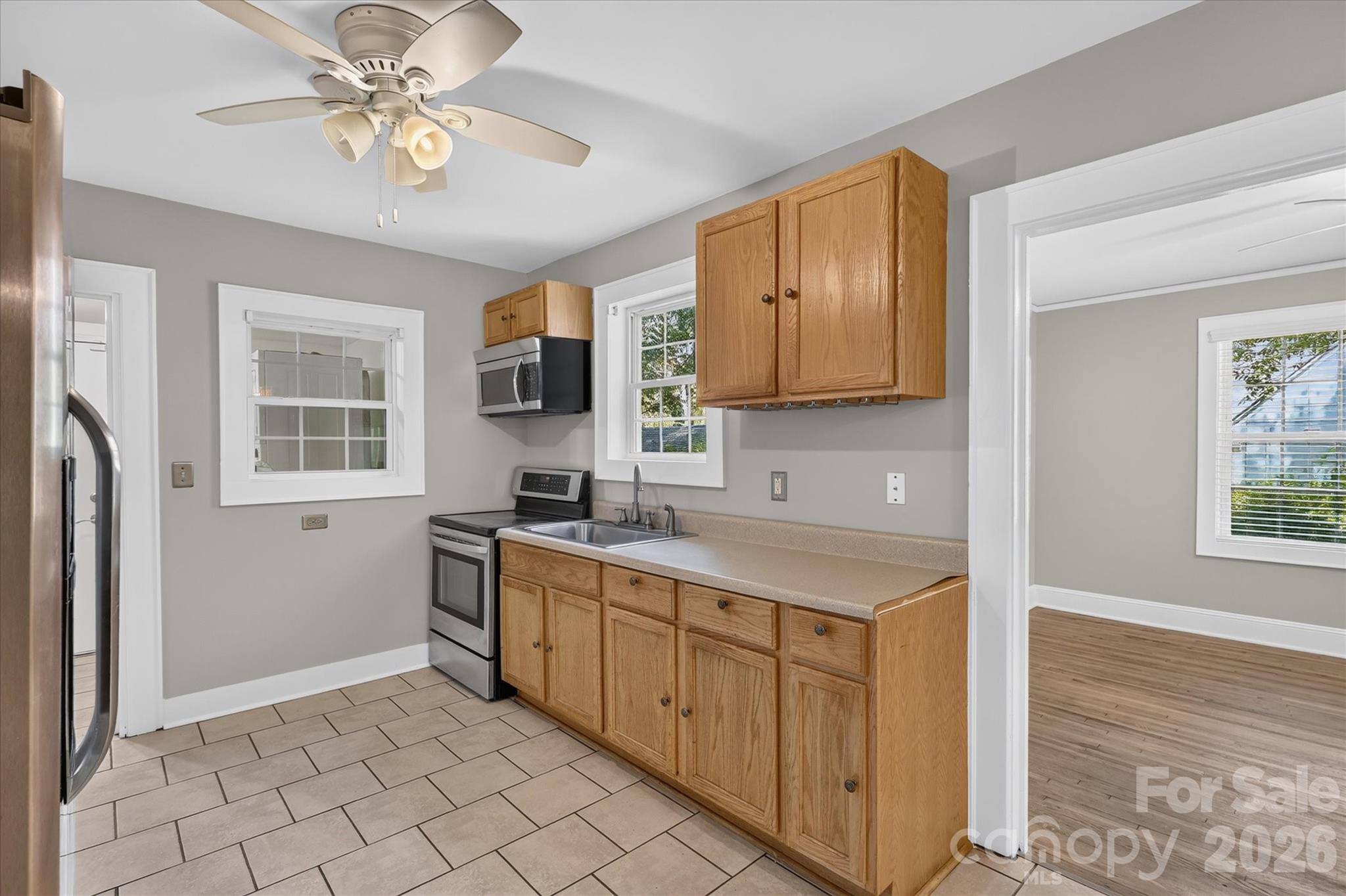 695 Wilmar Street Property Photo 14