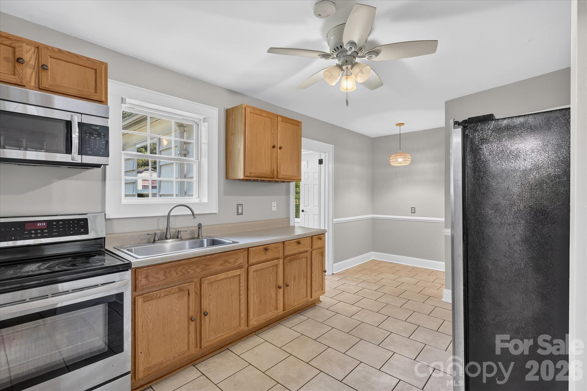 695 Wilmar Street Property Photo 16
