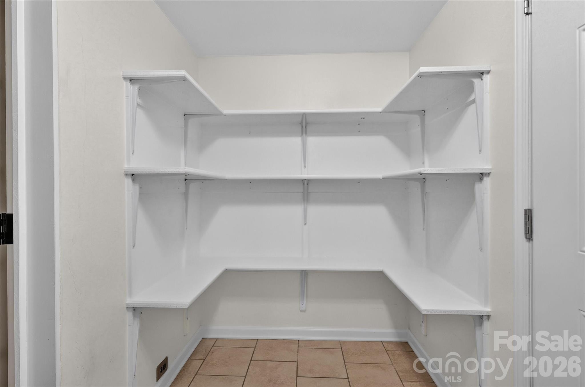 695 Wilmar Street Property Photo 20