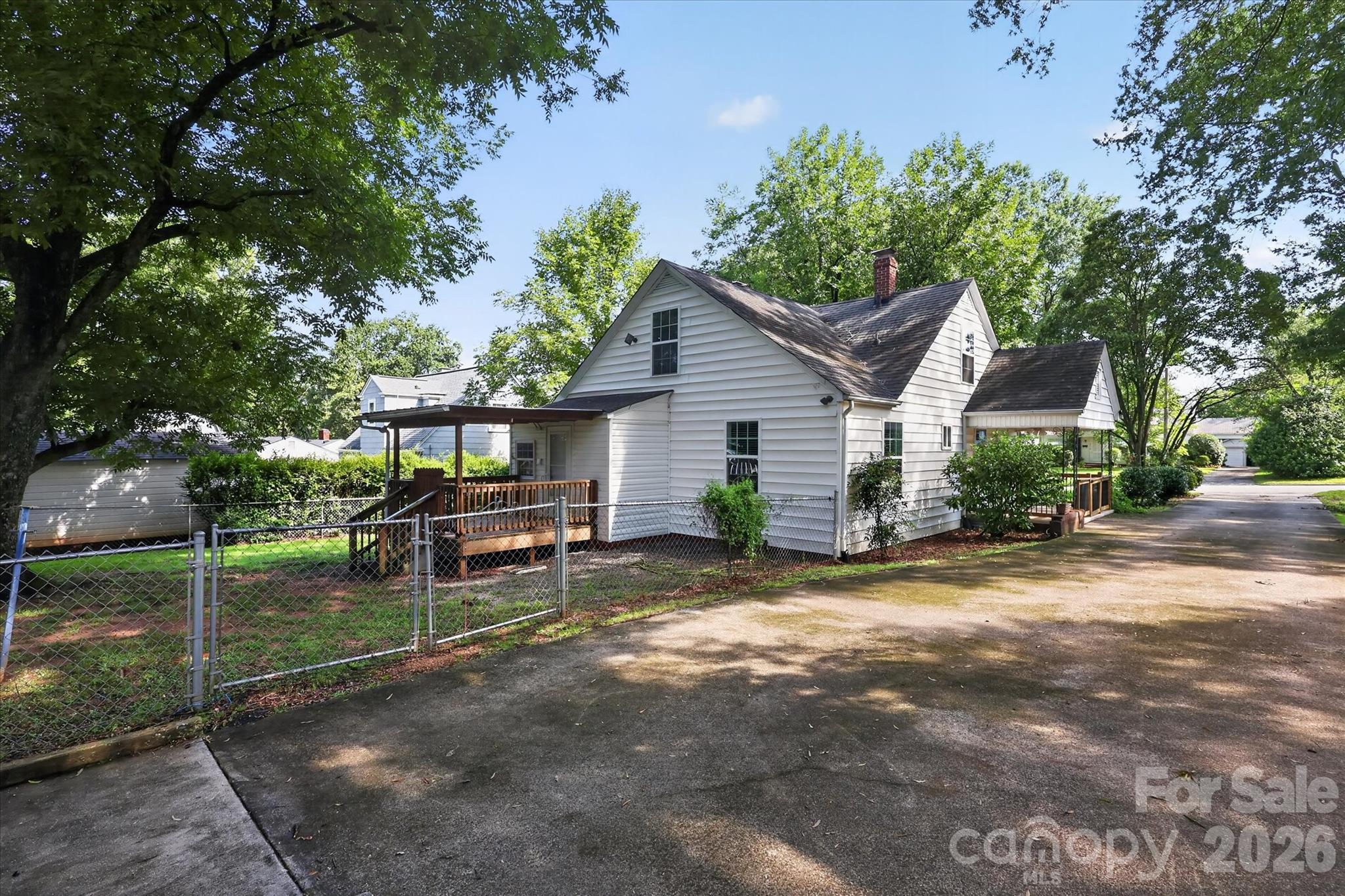 695 Wilmar Street Property Photo 27