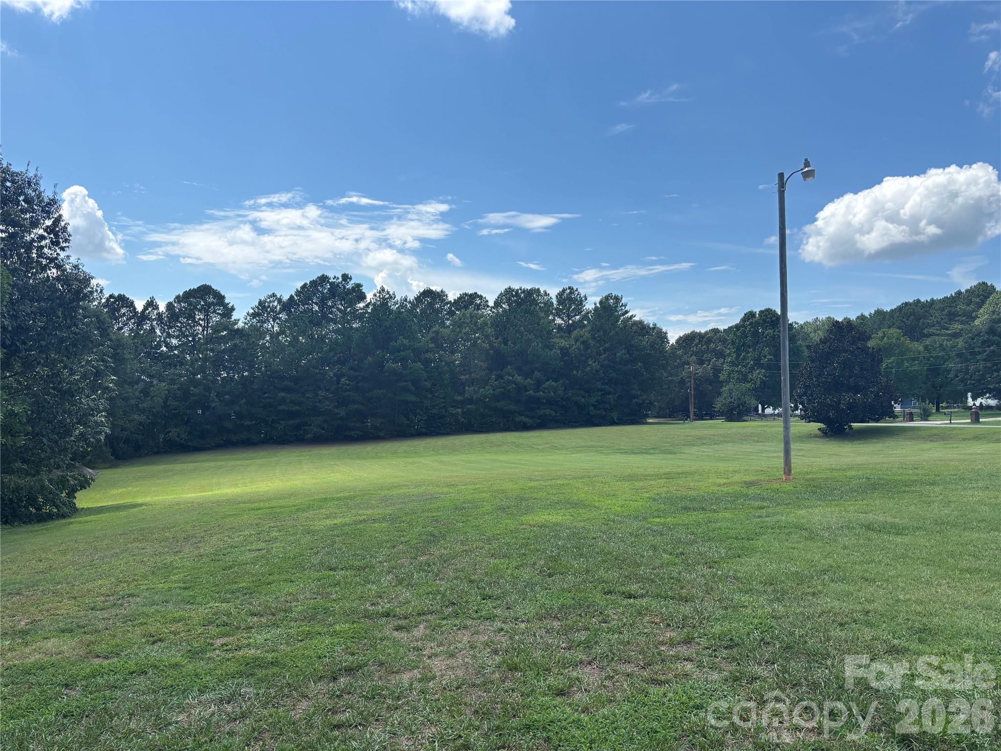 3557 Gladden Drive Property Photo 7