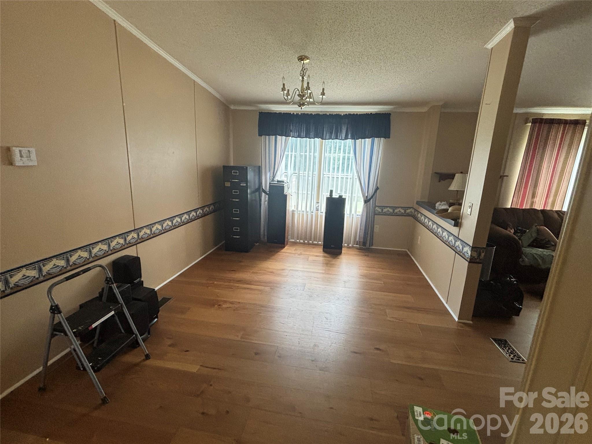 3557 Gladden Drive Property Photo 16