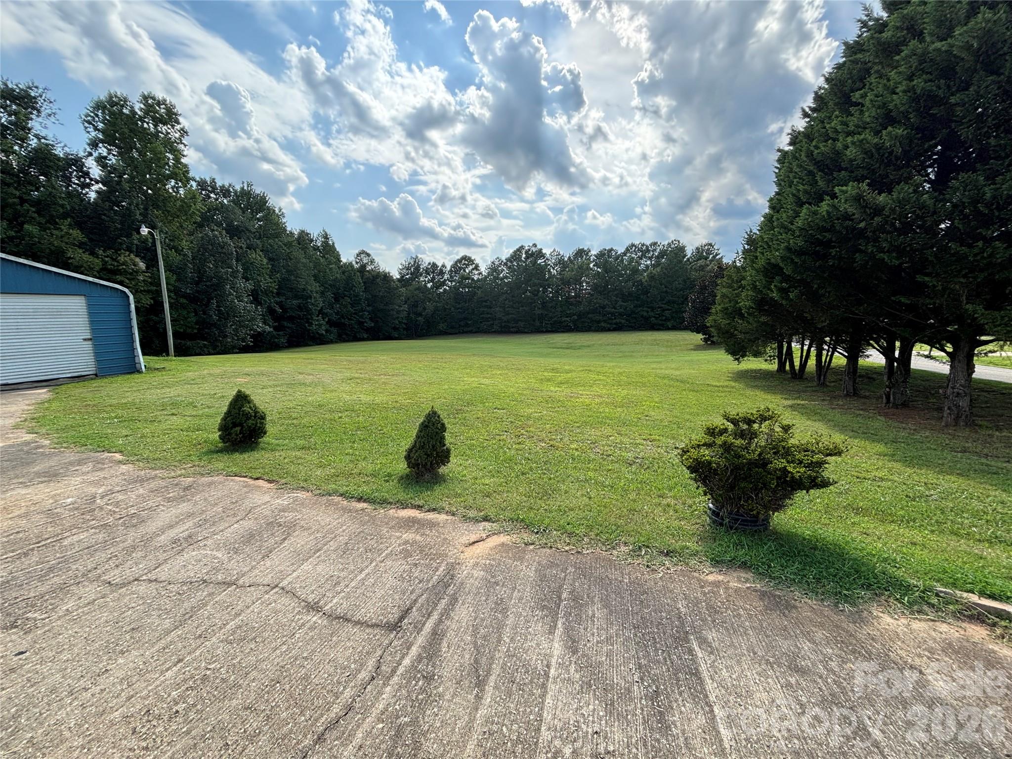 3557 Gladden Drive Property Photo 32