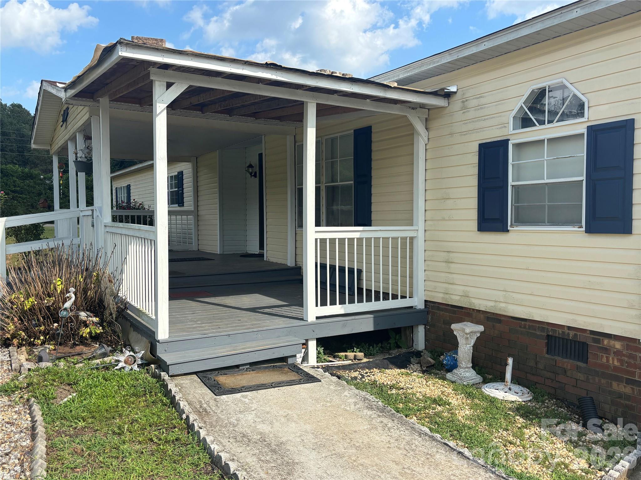 3557 Gladden Drive Property Photo 33