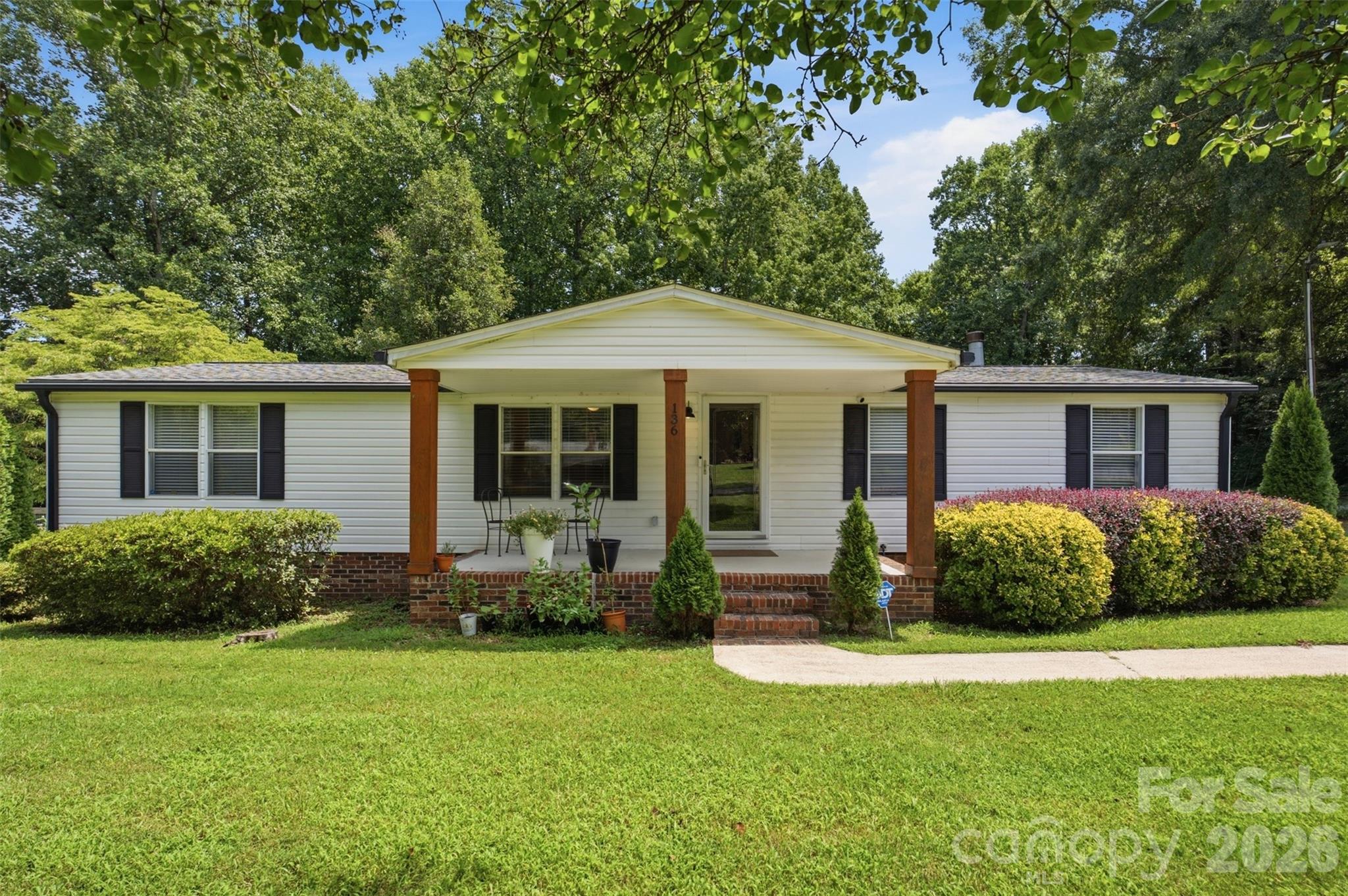 136 Mott Road Property Photo 3