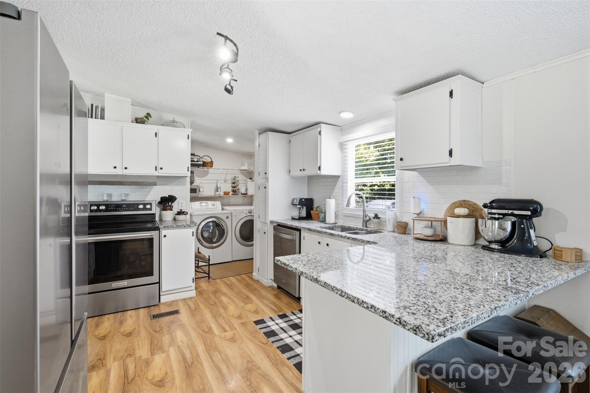 136 Mott Road Property Photo 11