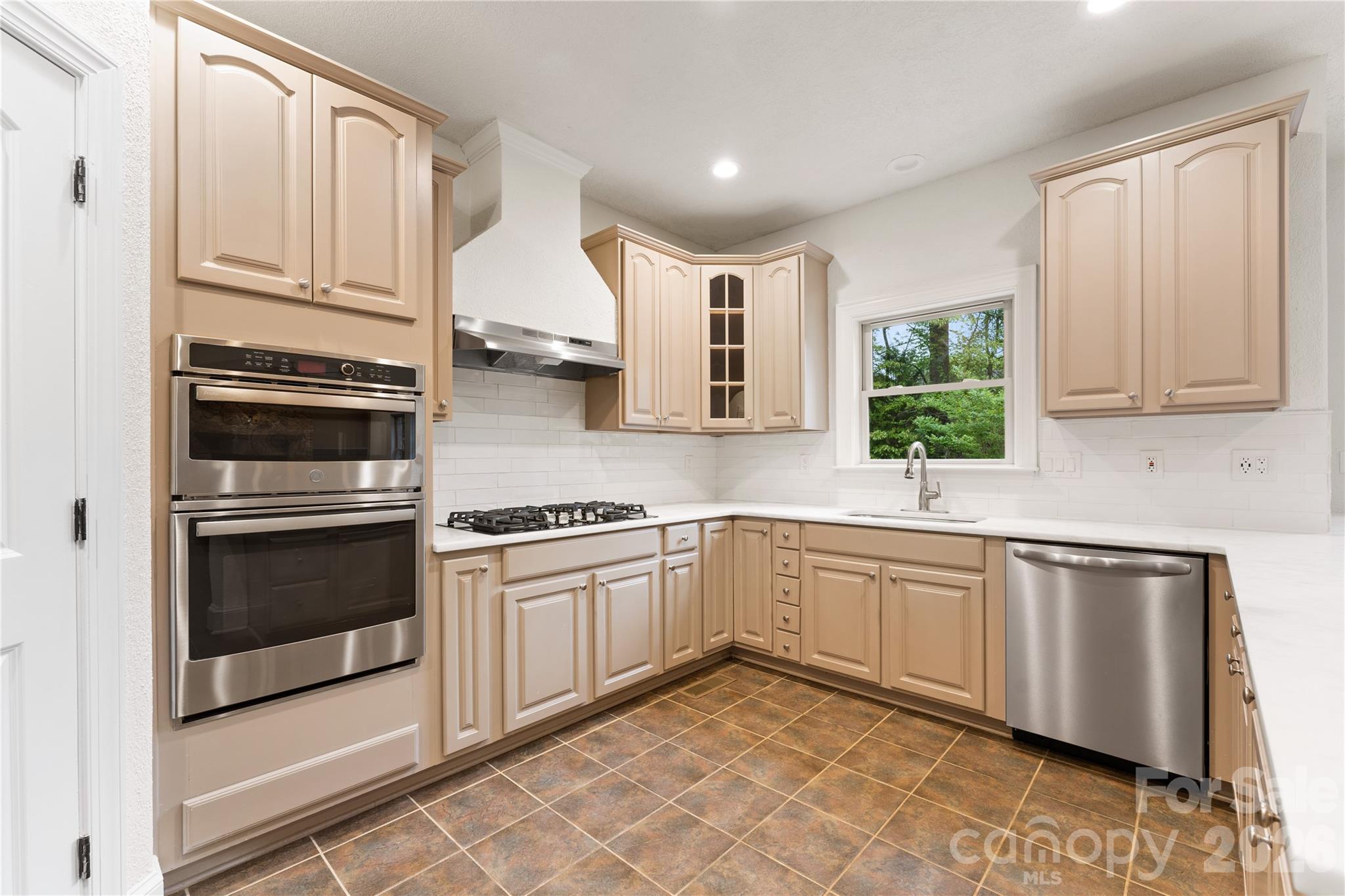 7307 Roseland Avenue Property Photo 21