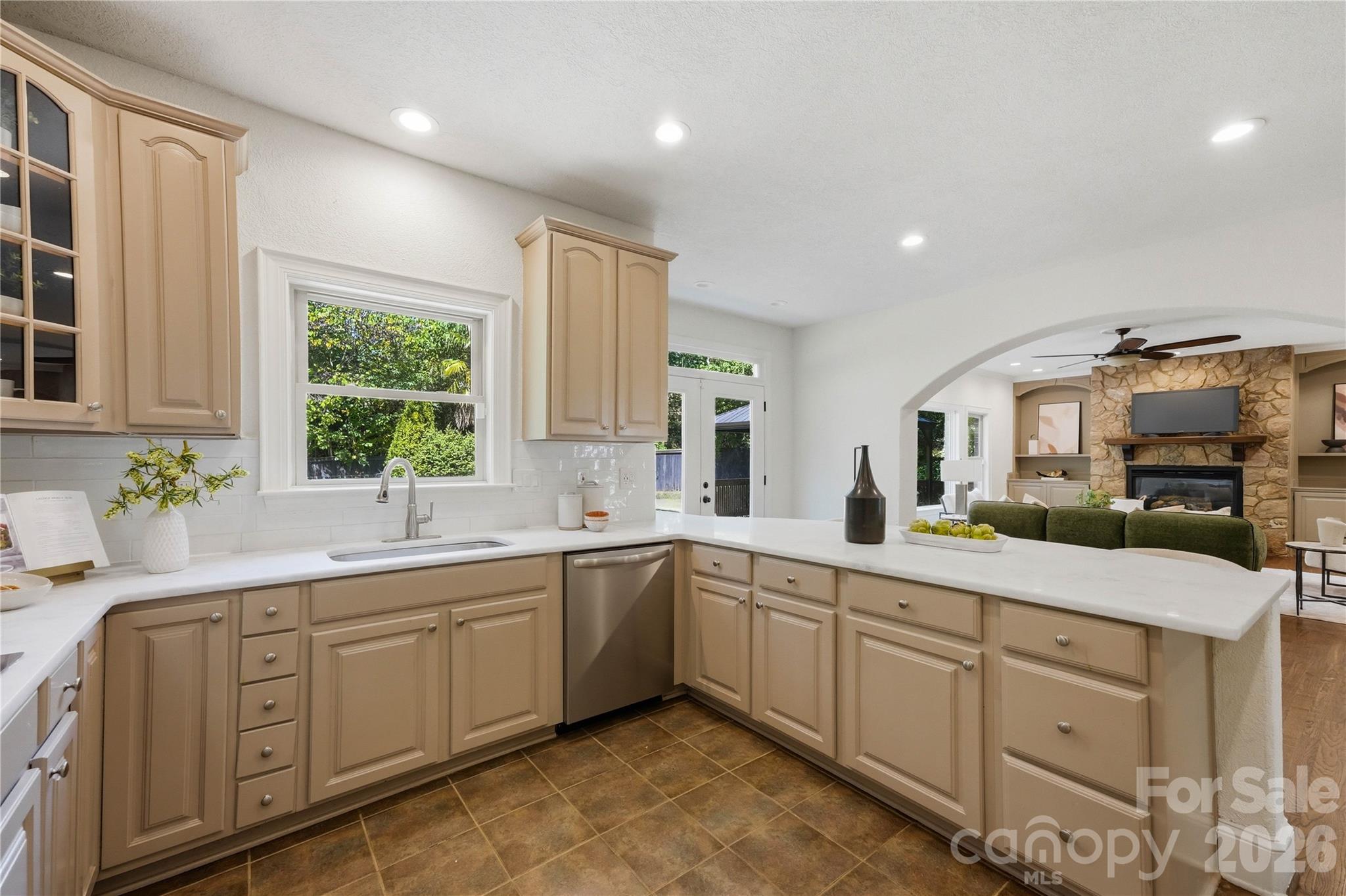 7307 Roseland Avenue Property Photo 22