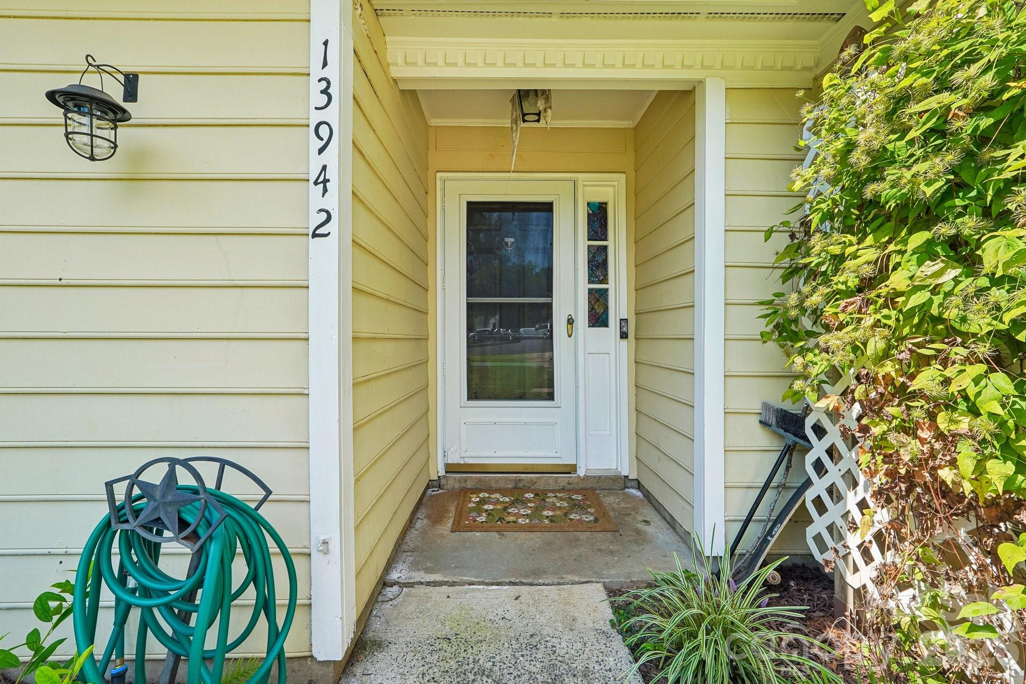 13942 Dannemara Drive Property Photo 3