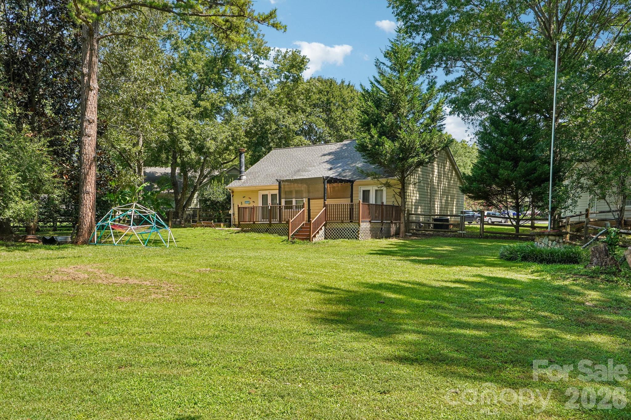 13942 Dannemara Drive Property Photo 33