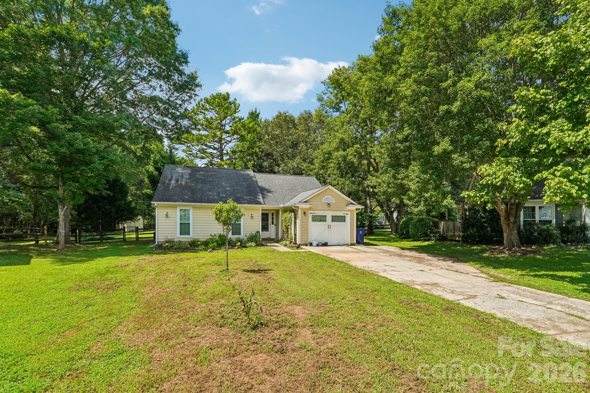 13942 Dannemara Drive Property Photo 35
