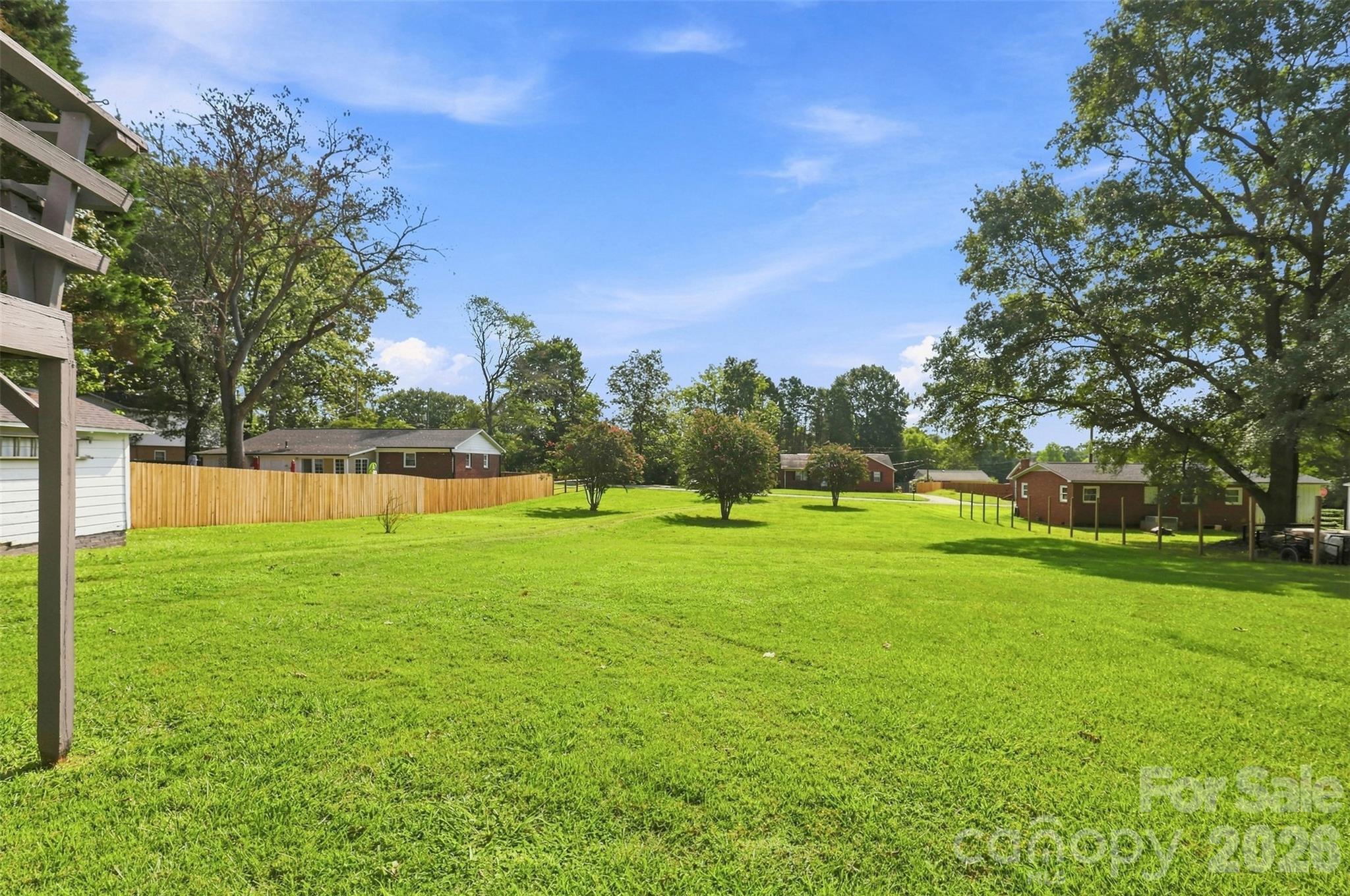 1106 N Main Street Property Photo 28